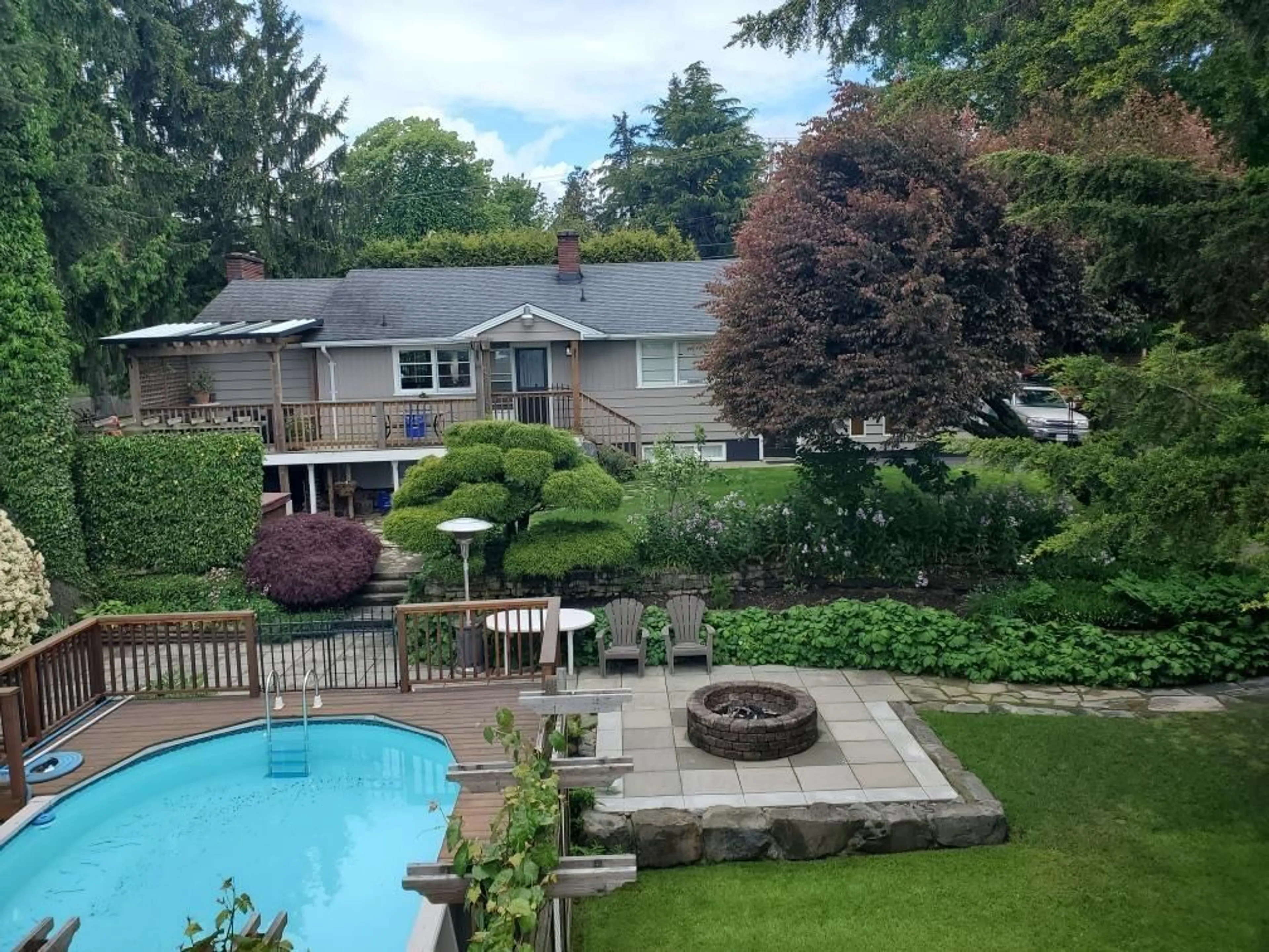 A pic from outside/outdoor area/front of a property/back of a property/a pic from drone, mountain view for 18227 55B, Surrey British Columbia V3S7Z2