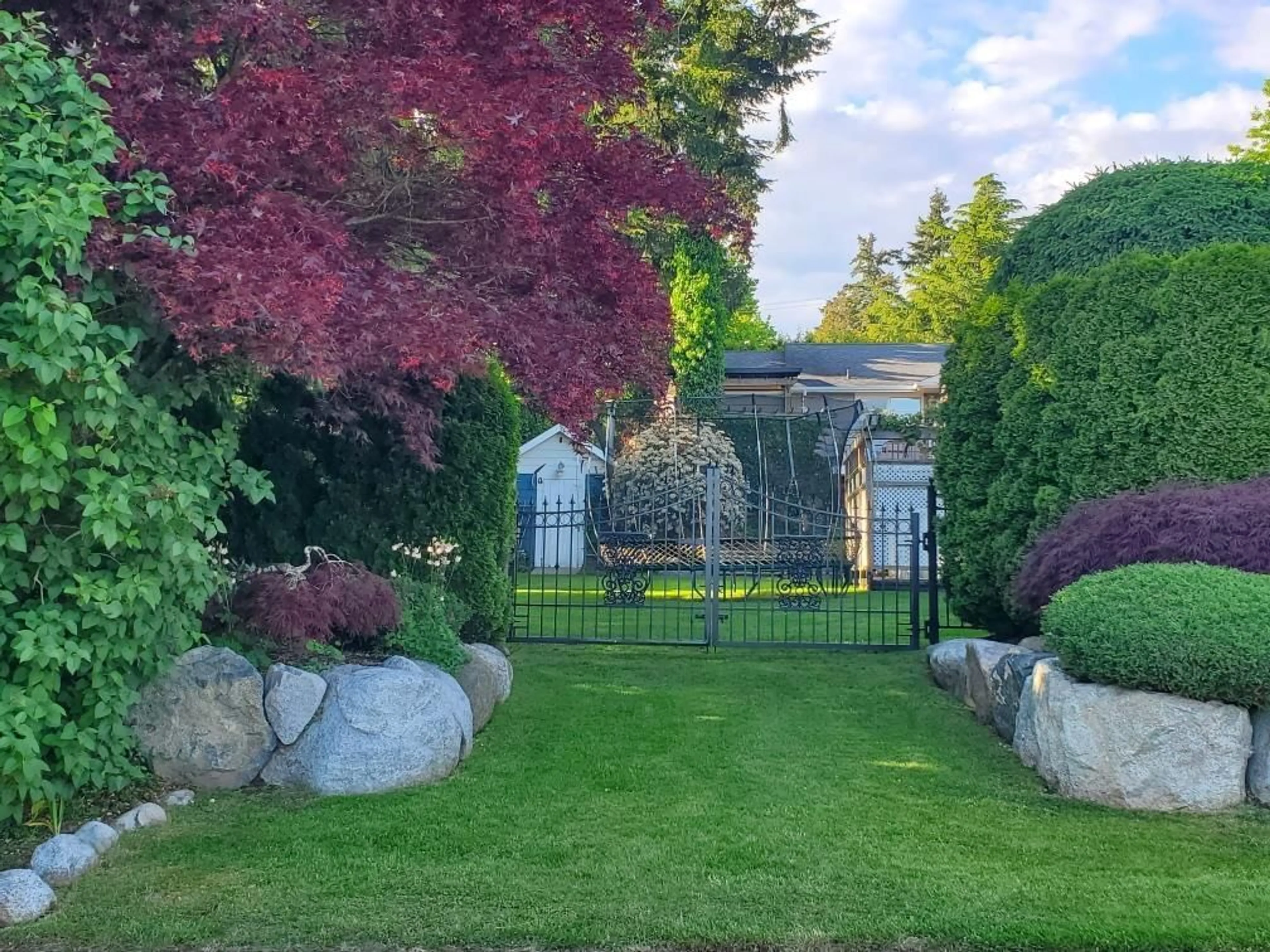 A pic from outside/outdoor area/front of a property/back of a property/a pic from drone, street for 18227 55B, Surrey British Columbia V3S7Z2
