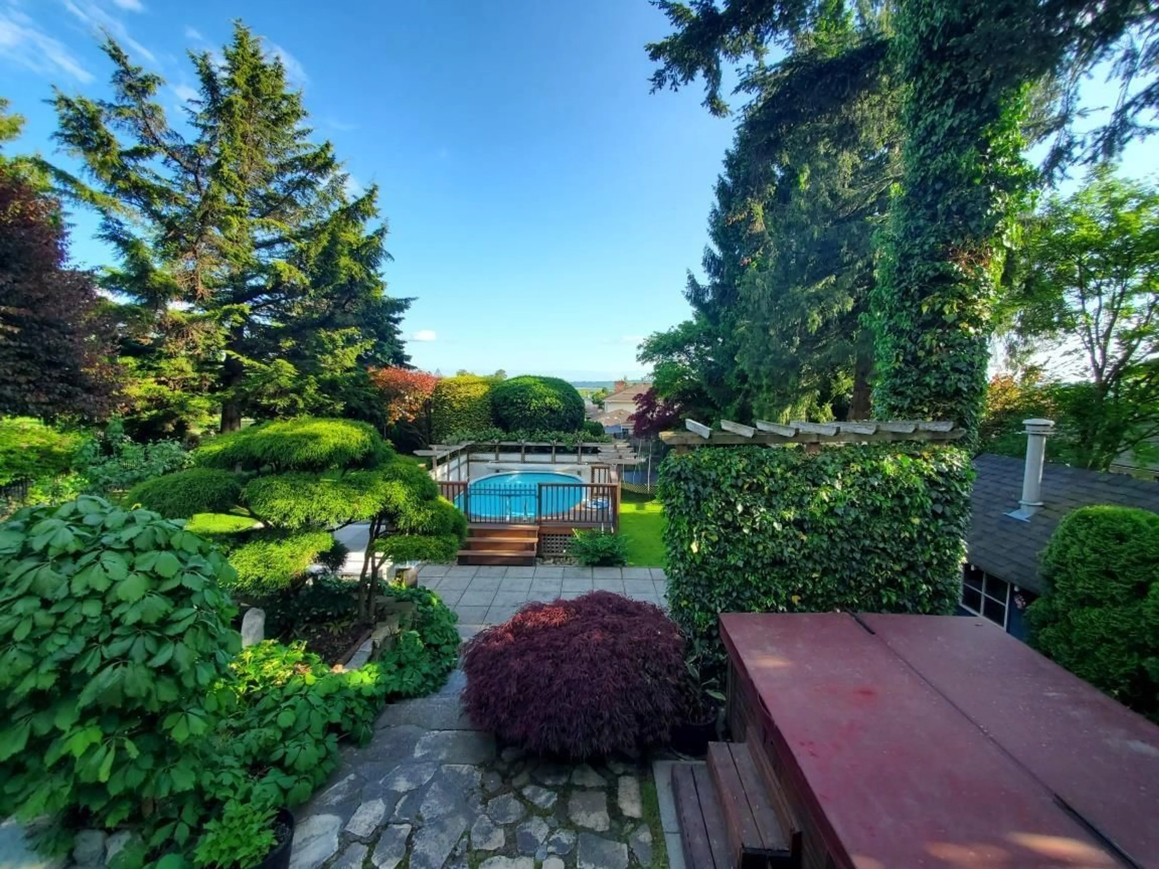 Patio, water/lake/river/ocean view for 18227 55B, Surrey British Columbia V3S7Z2