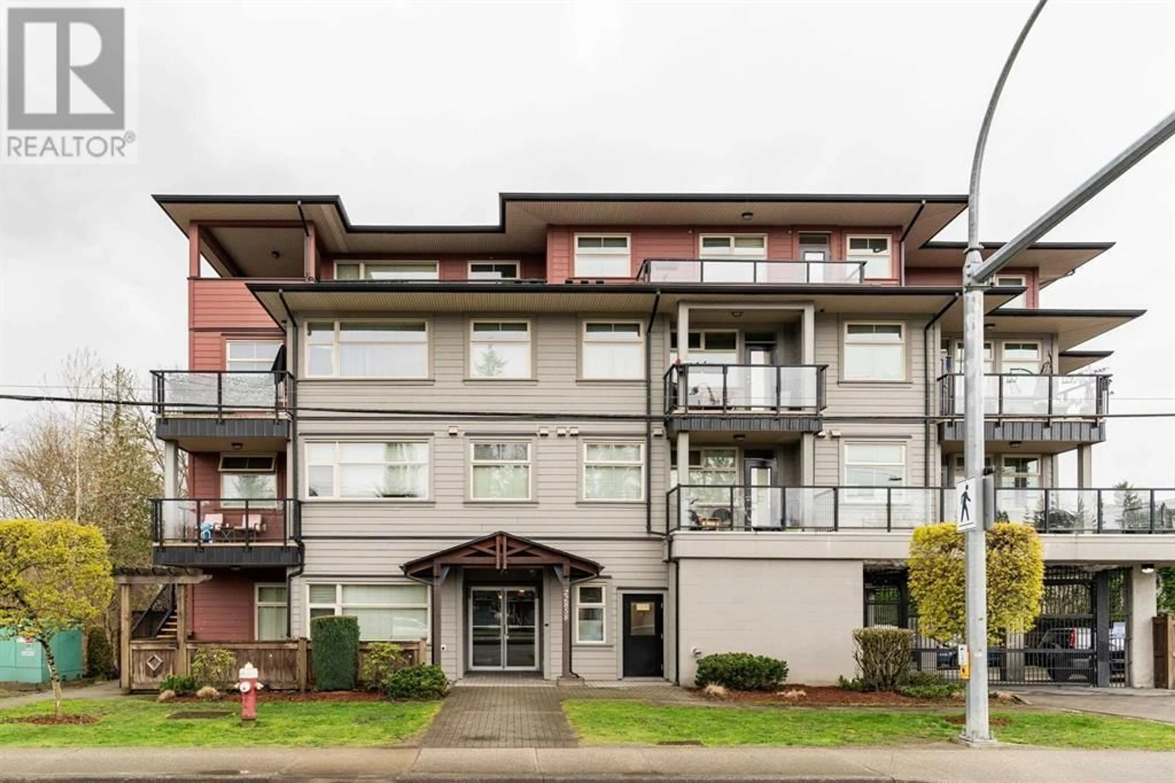 Patio, building for 307 - 22858 LOUGHEED HIGHWAY, Maple Ridge British Columbia V2X2V6