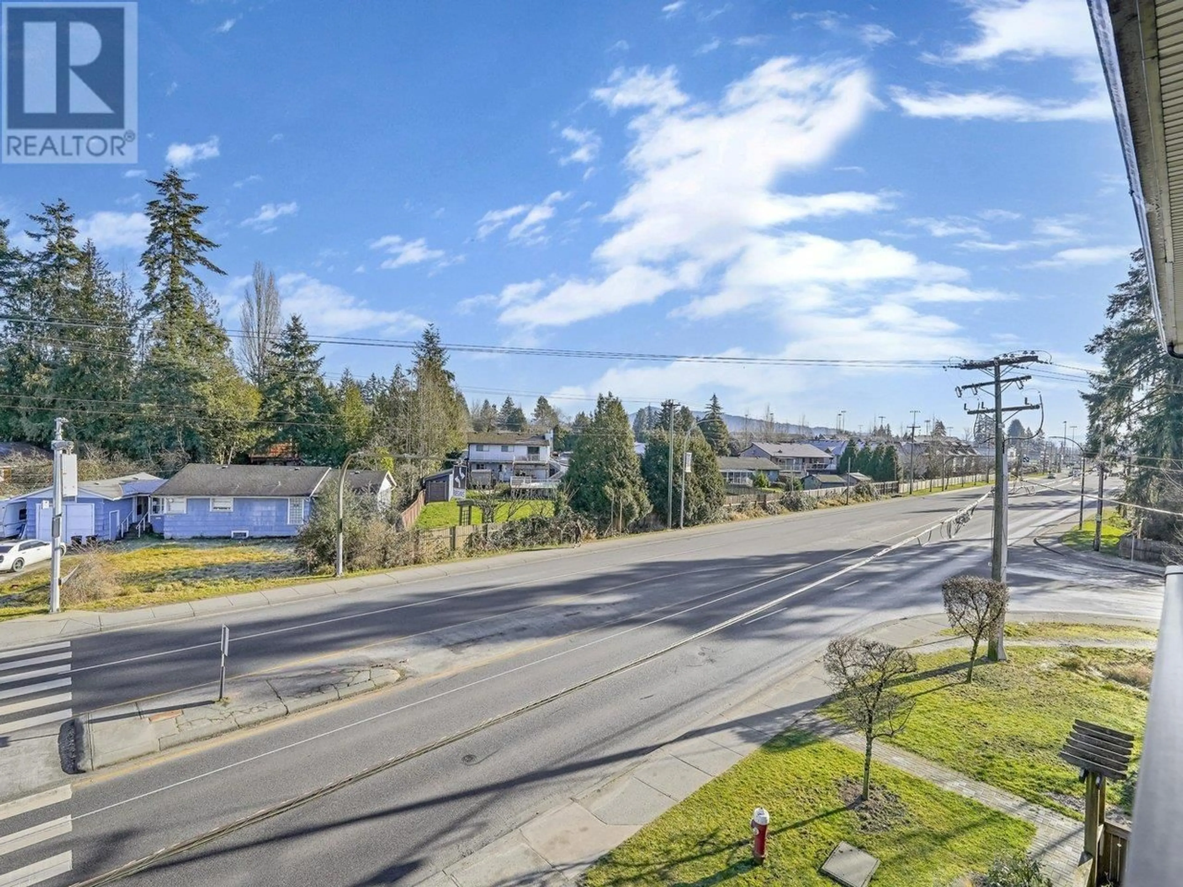 A pic from outside/outdoor area/front of a property/back of a property/a pic from drone, street for 307 - 22858 LOUGHEED HIGHWAY, Maple Ridge British Columbia V2X2V6