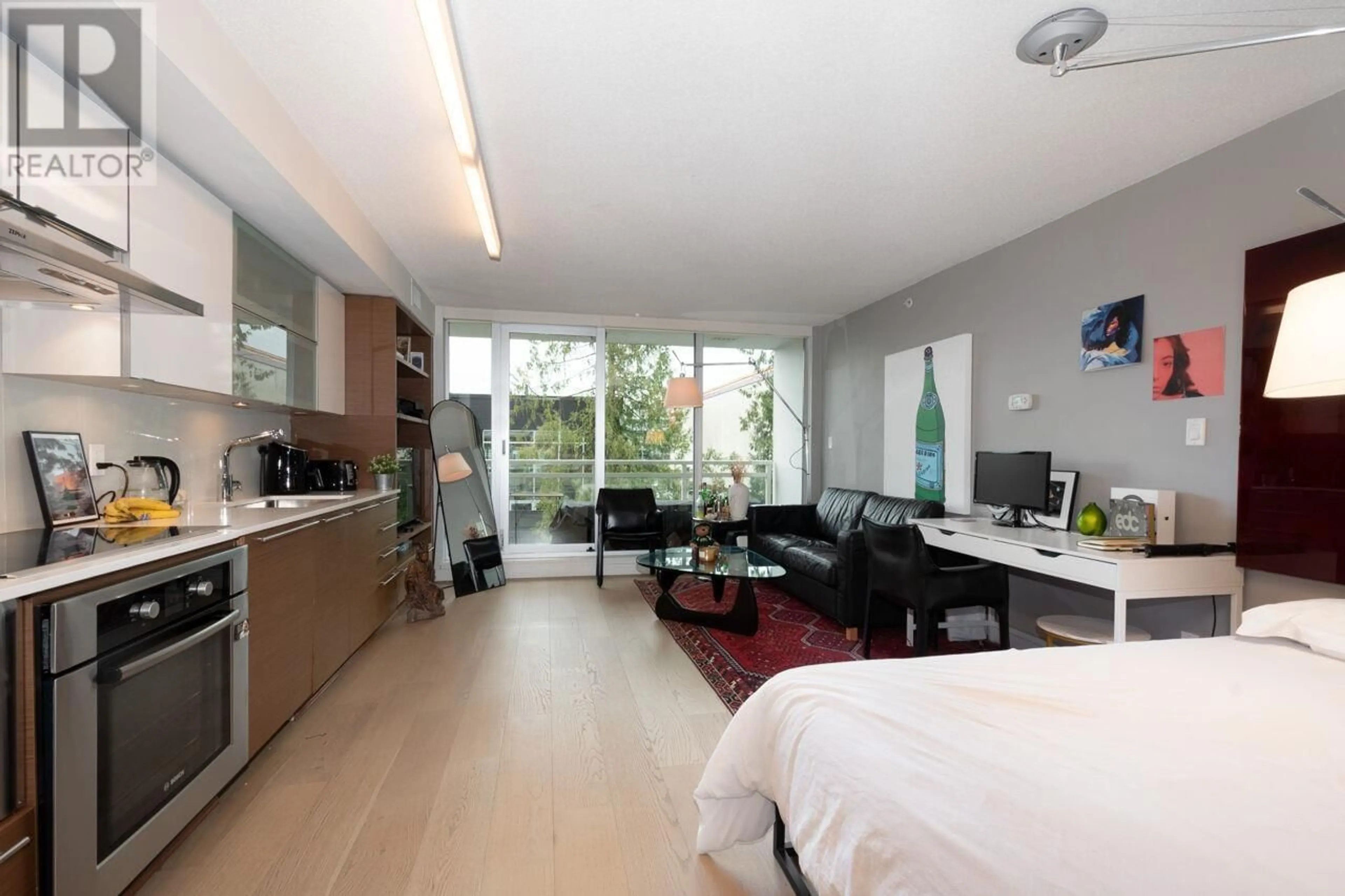 A pic of a room for 408 - 1635 3RD AVENUE, Vancouver British Columbia V6J0B6