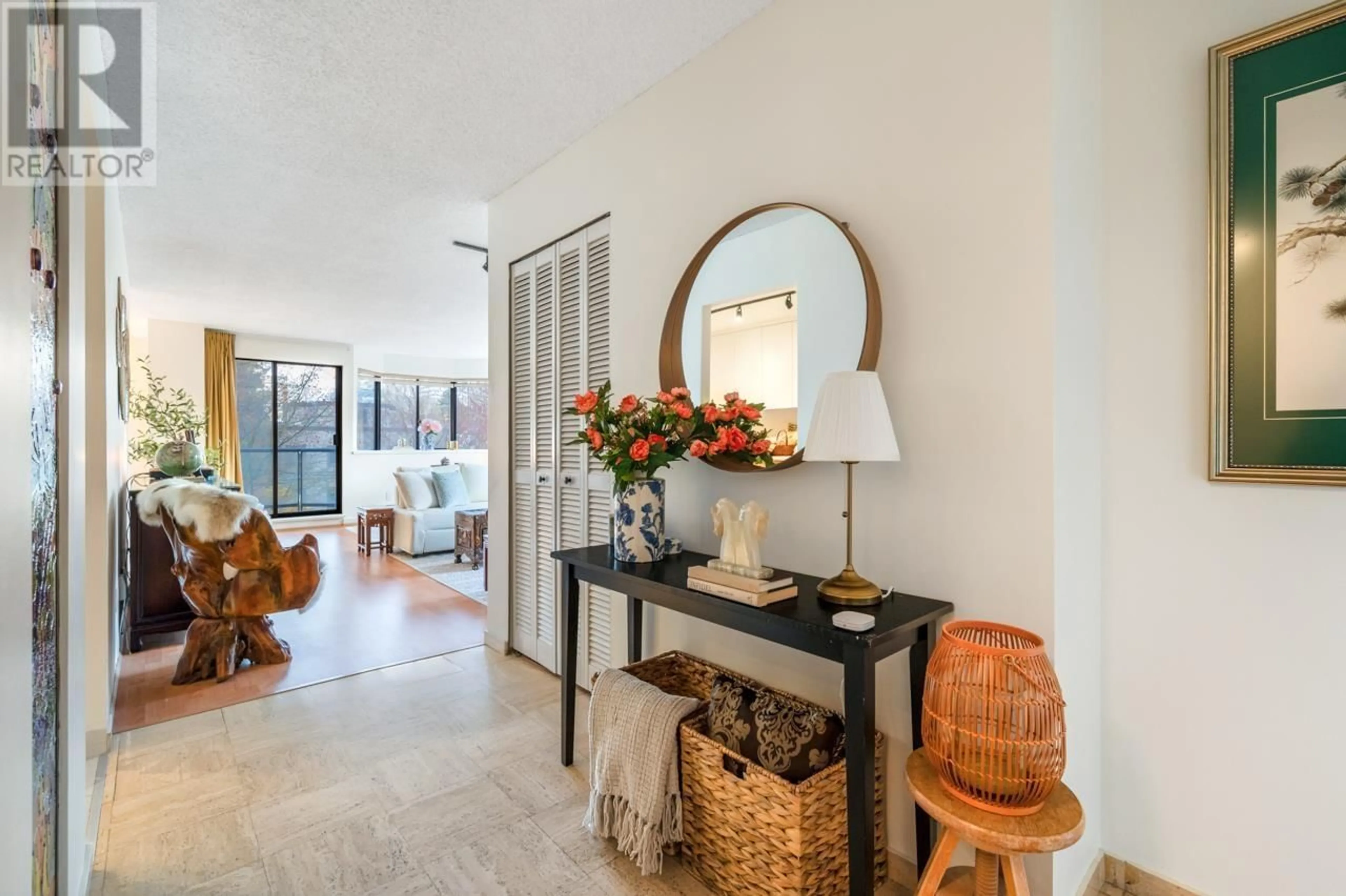 Indoor foyer for 4A - 1568 12TH AVENUE, Vancouver British Columbia V6J2E1