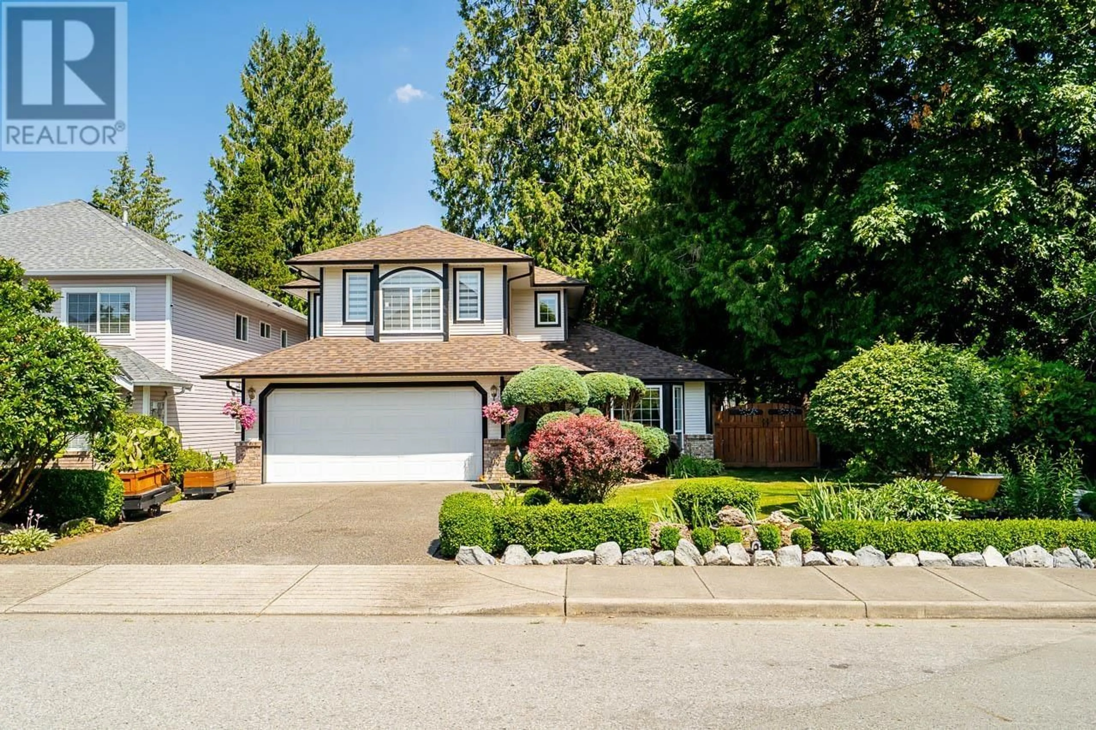 Home with vinyl exterior material, street for 20425 121B AVENUE, Maple Ridge British Columbia V2X2Z5