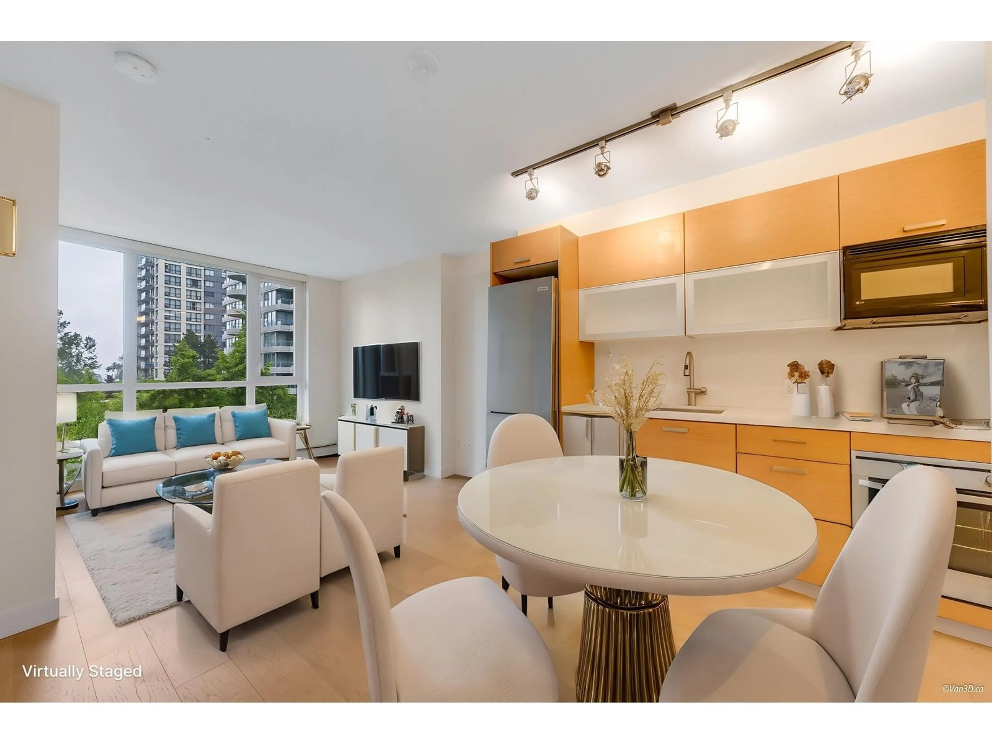 Living room with furniture, unknown for 401 - 13380 108, Surrey British Columbia V3T0E7