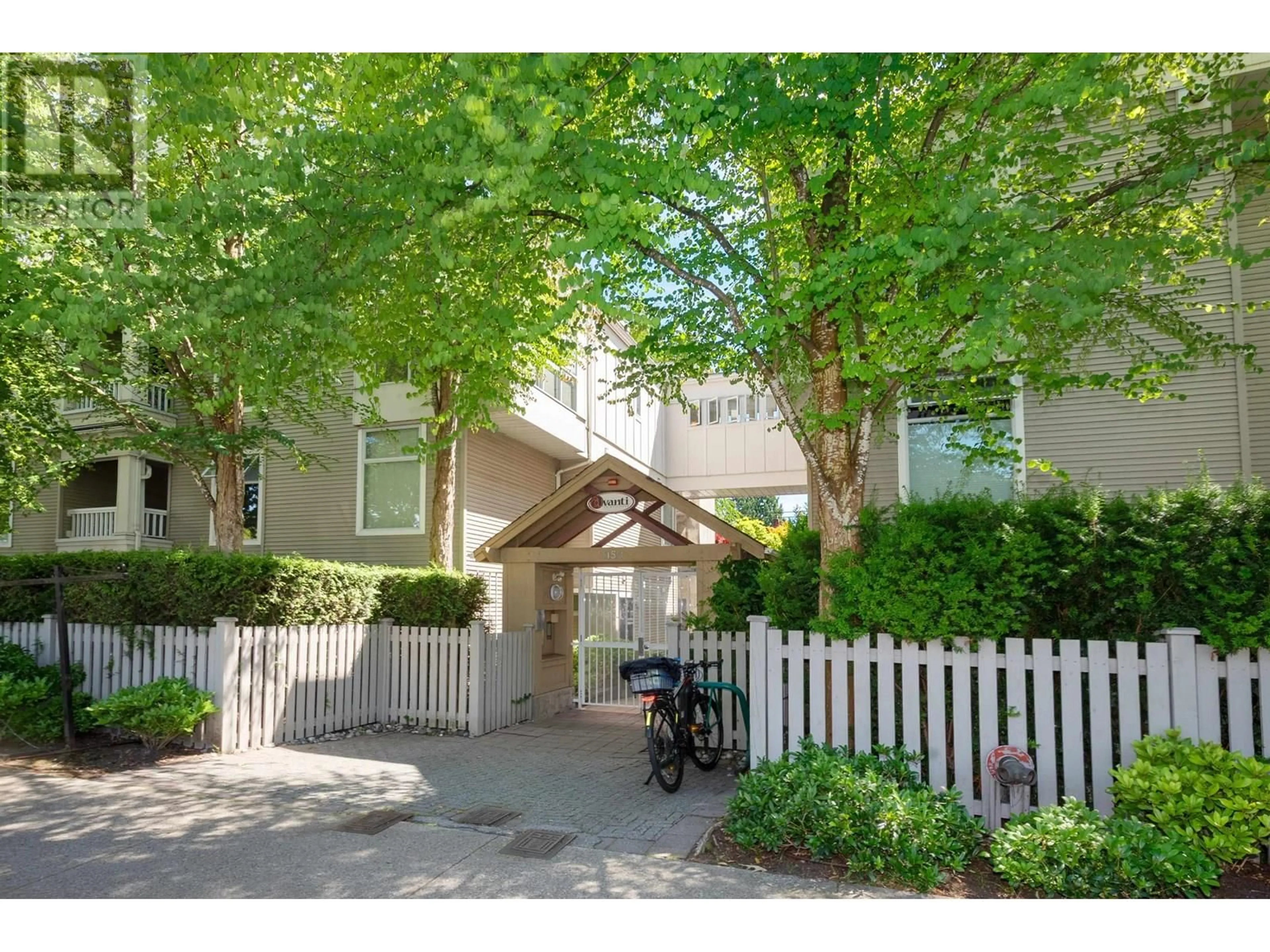 Unknown for 314 - 3150 4TH AVENUE, Vancouver British Columbia V6K1R7