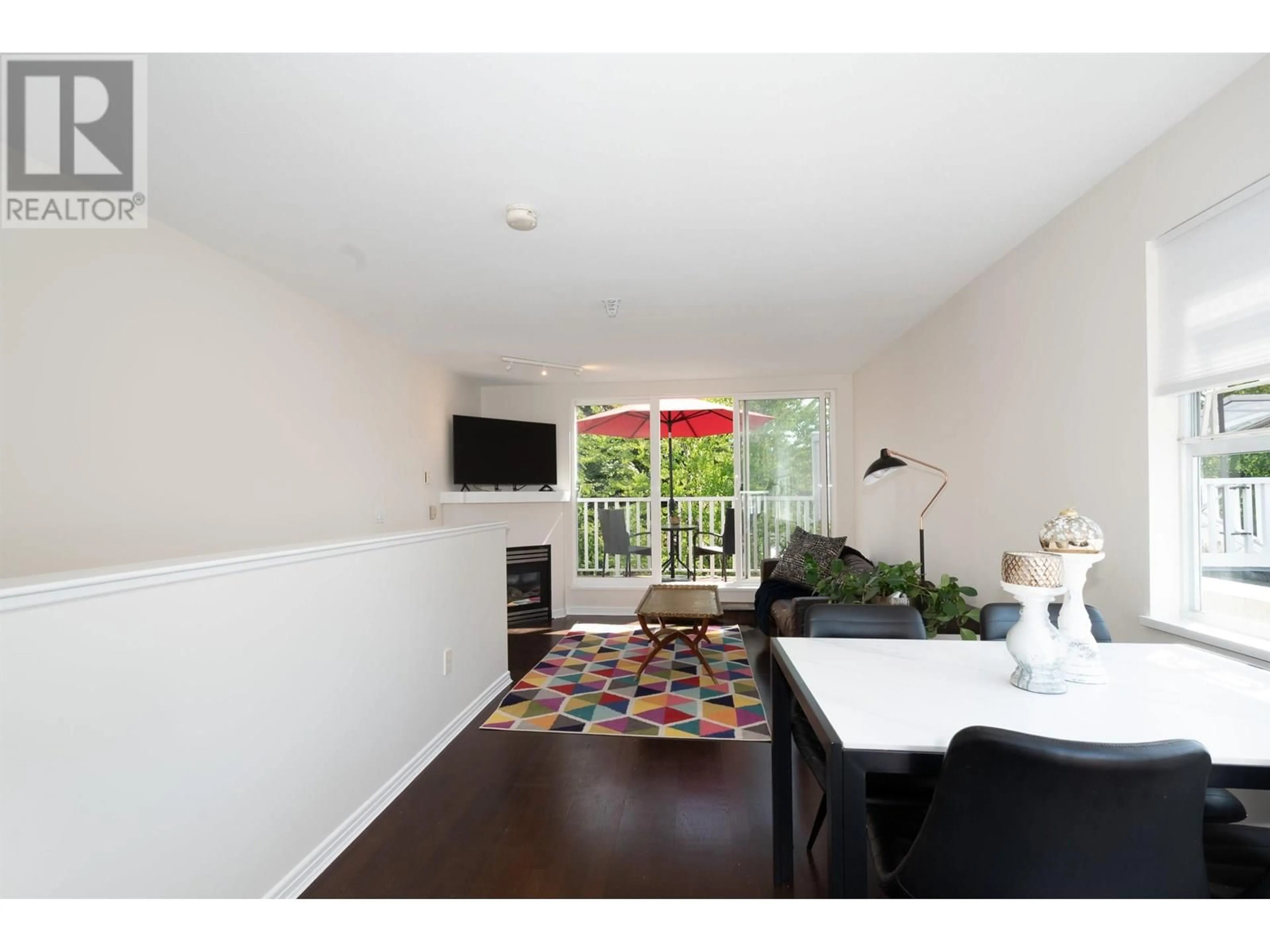 Unknown for 314 - 3150 4TH AVENUE, Vancouver British Columbia V6K1R7