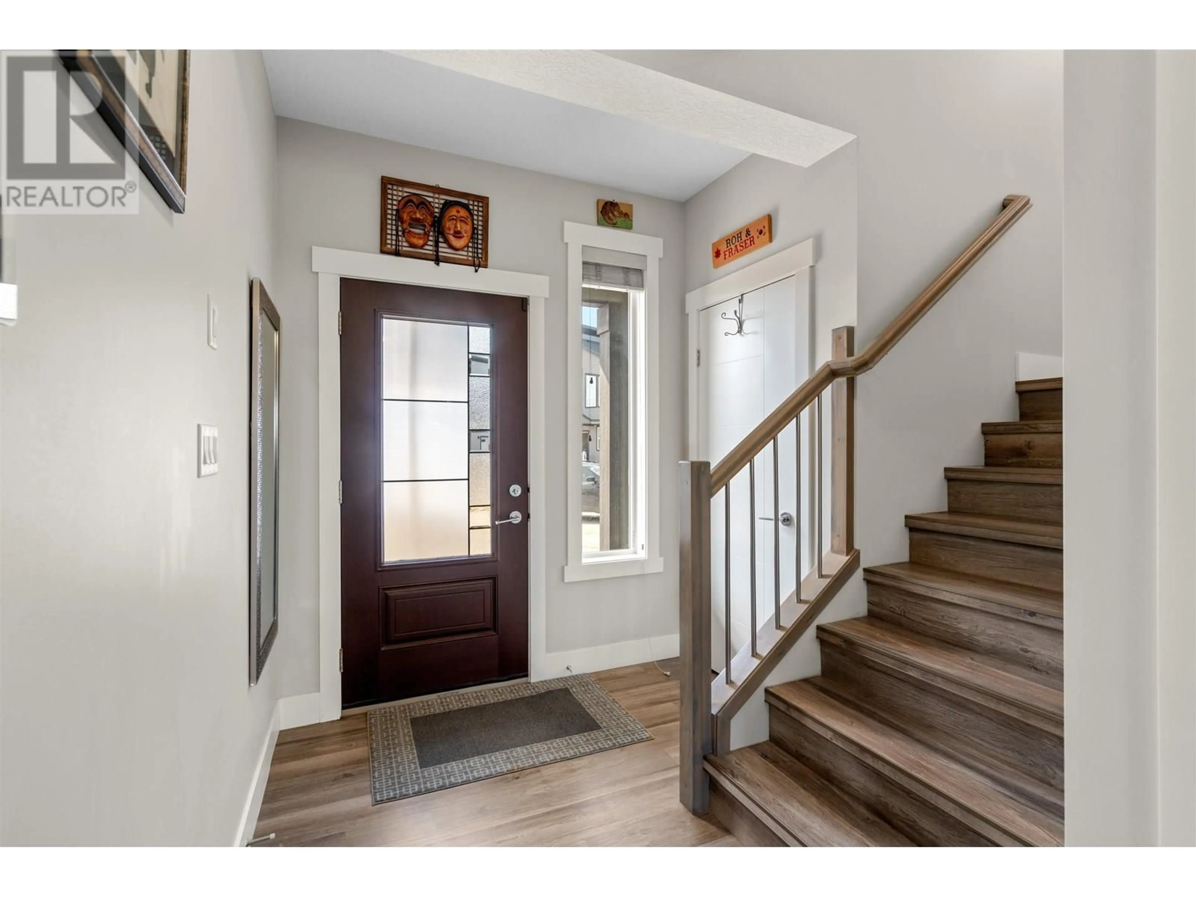 Indoor entryway for 2944 ELLINGTON COURT, Prince George British Columbia V2N0G3