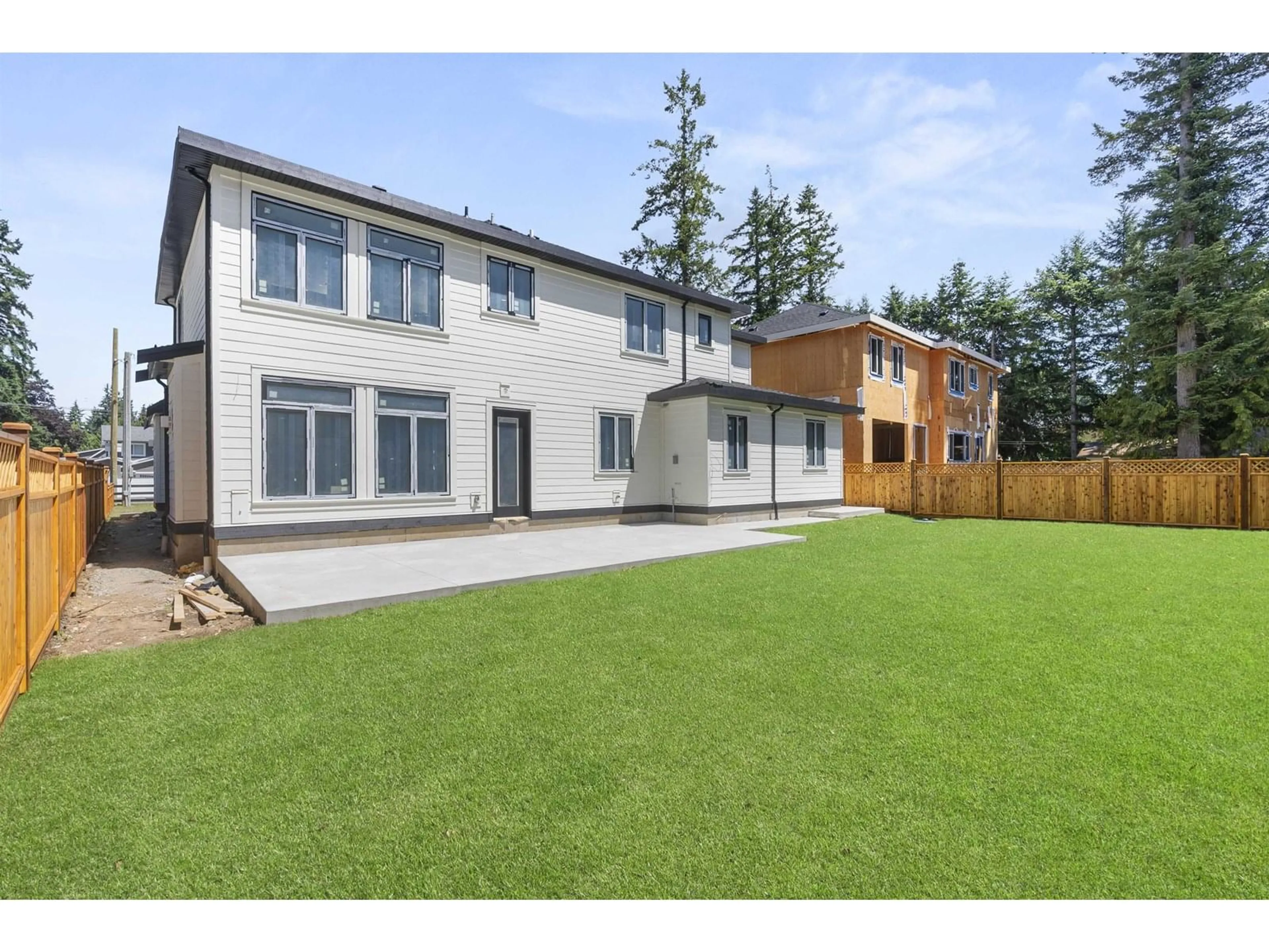 Unknown for 20334 42, Langley British Columbia V3A3A7