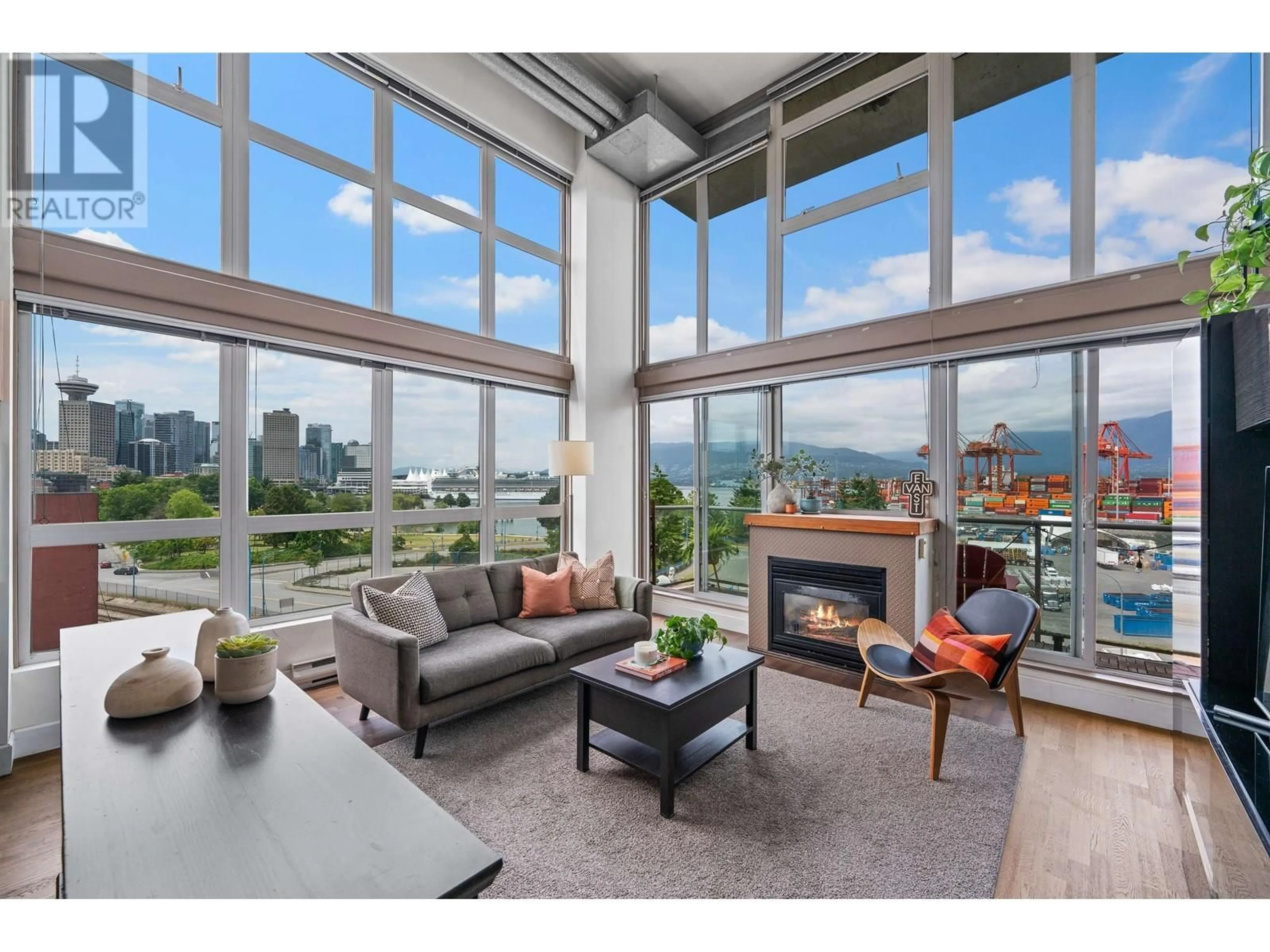 Living room with furniture, unknown for 605 - 289 ALEXANDER STREET, Vancouver British Columbia V6A4H6