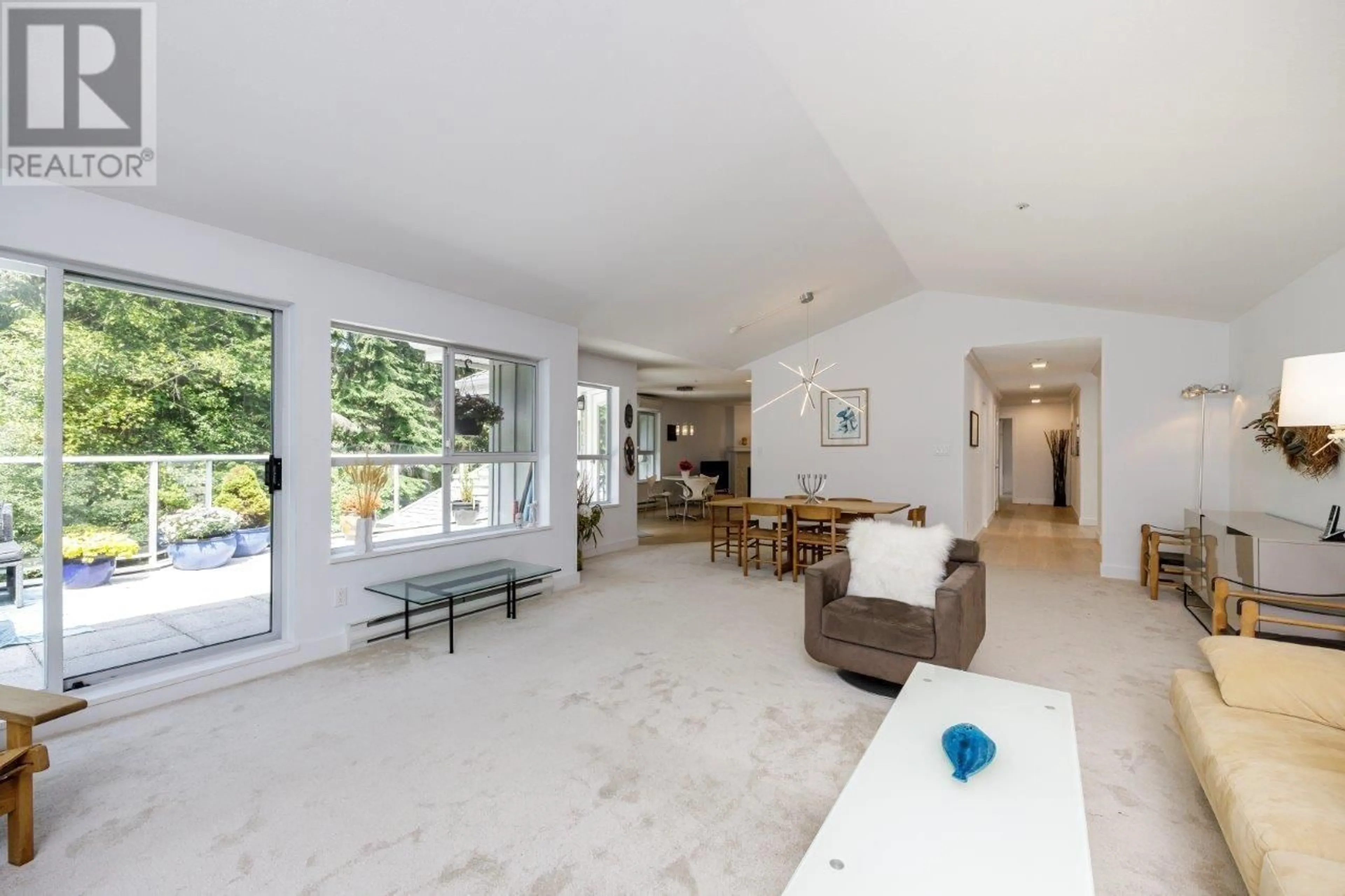 Unknown for 401 - 1283 PARKGATE AVENUE, North Vancouver British Columbia V7H3A3