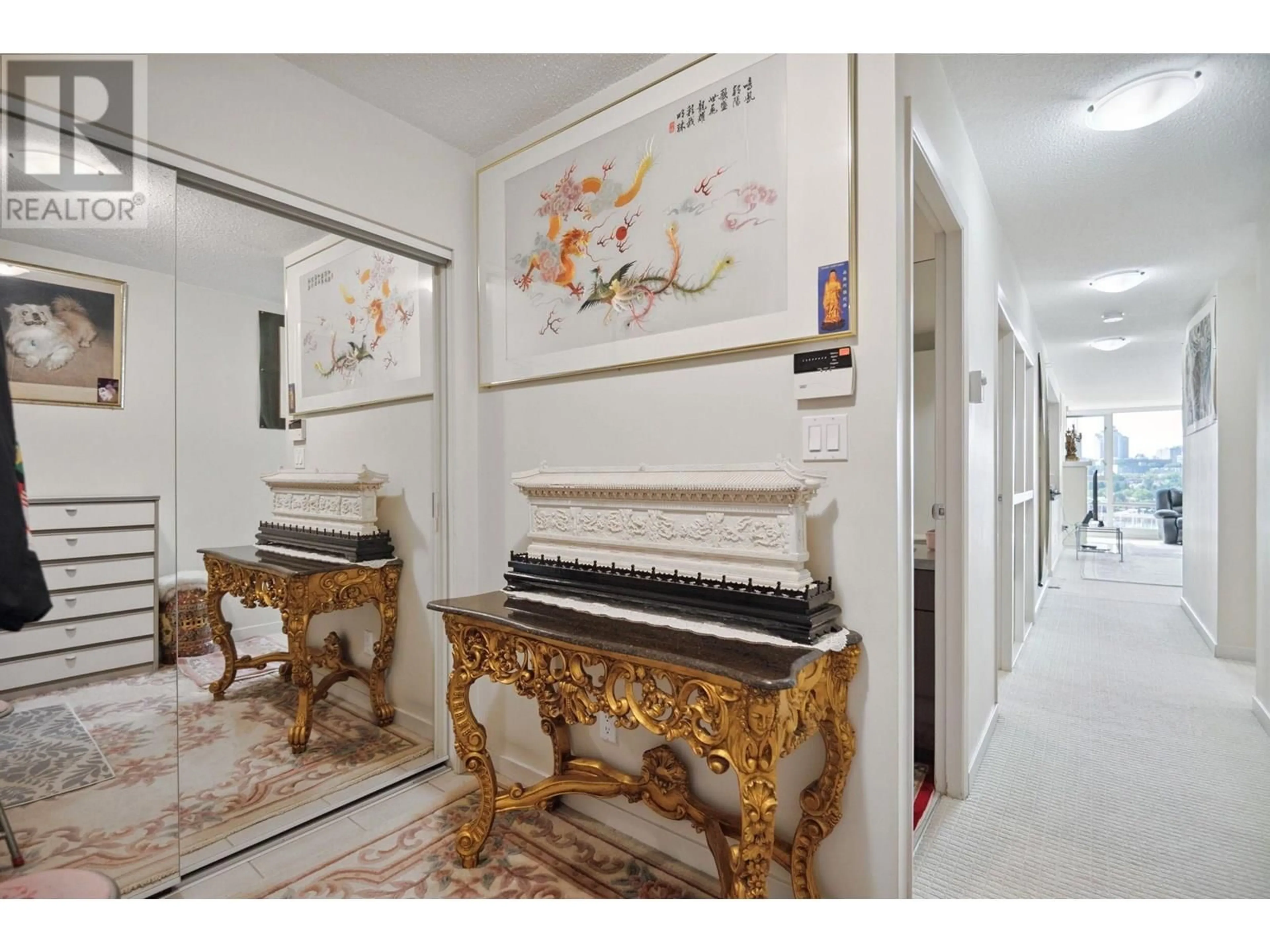Indoor foyer for 1603 - 1067 MARINASIDE CRESCENT, Vancouver British Columbia V6Z3A4