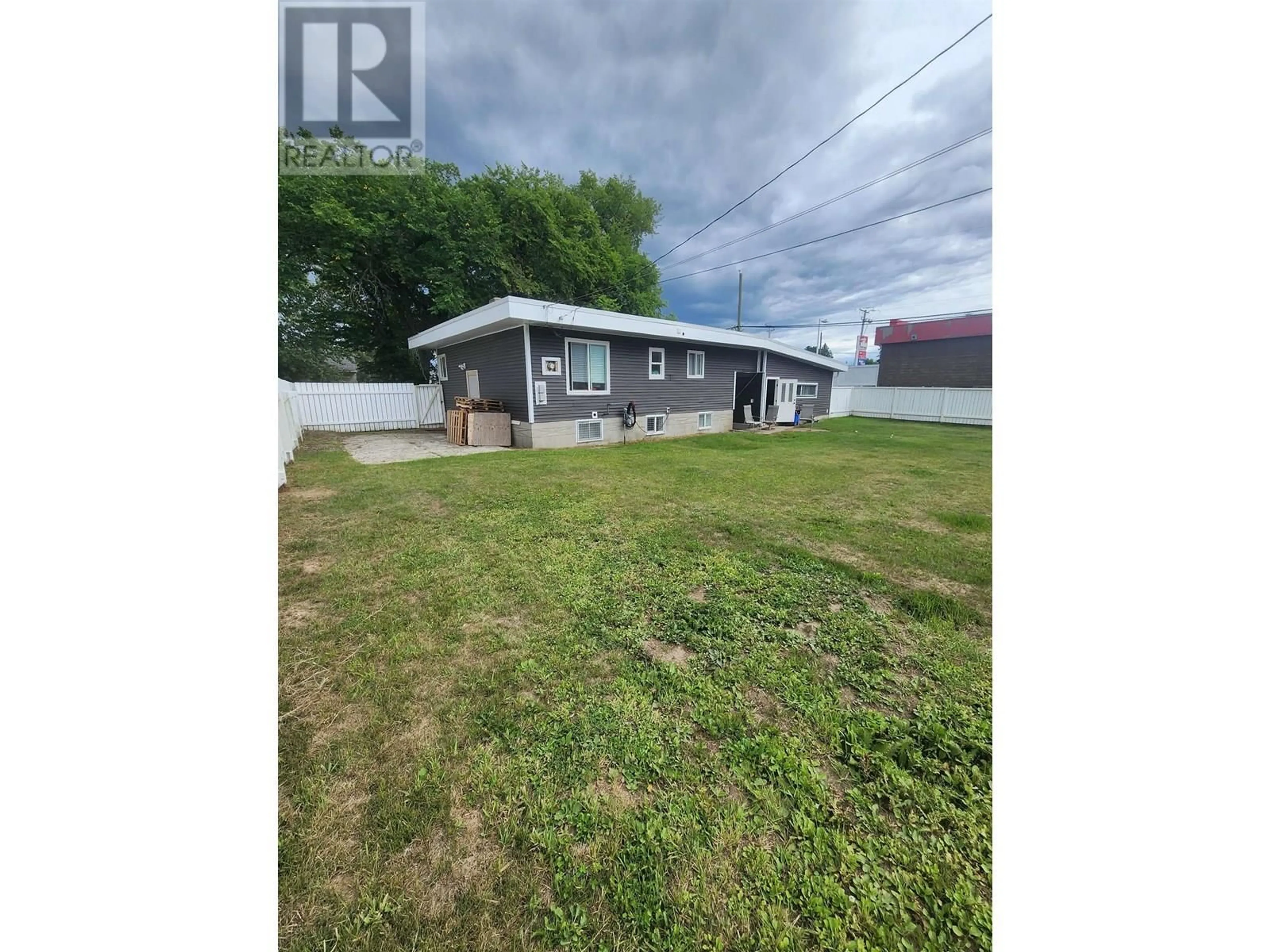Unknown for 1933 UPLAND STREET, Prince George British Columbia V2L2V5