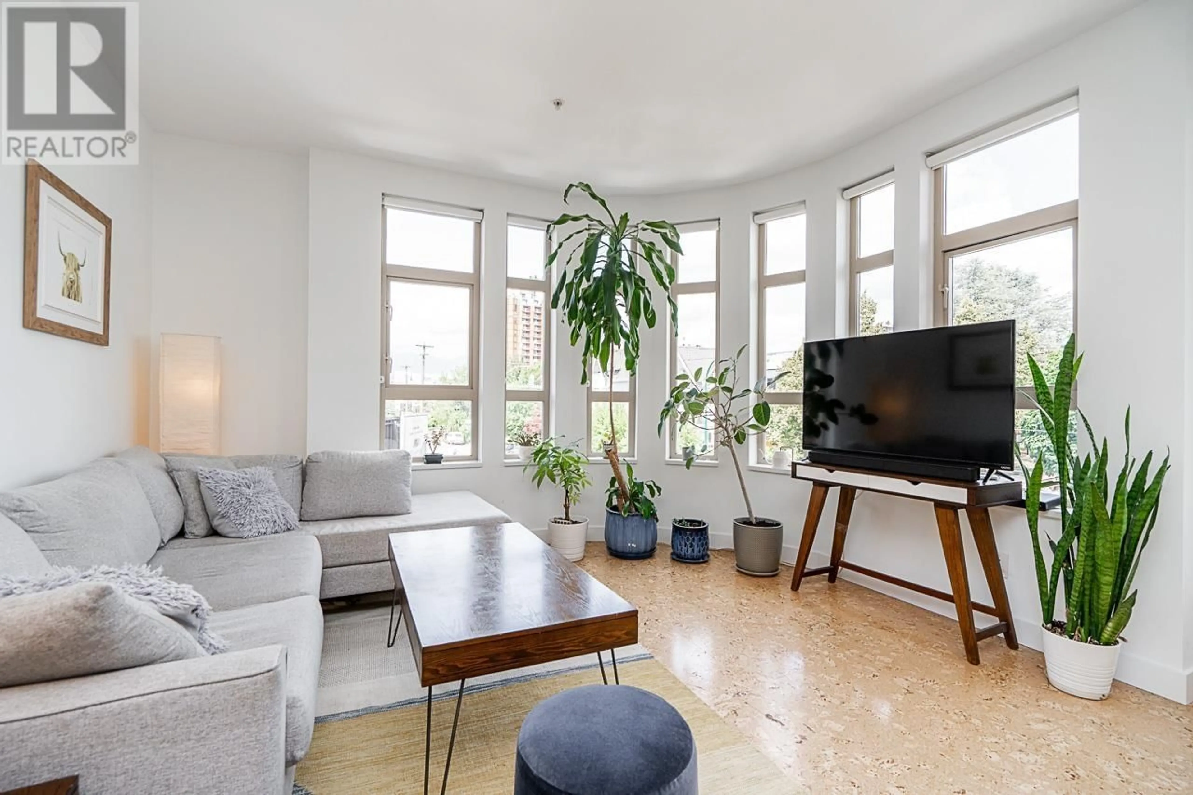 Living room with furniture, unknown for 305 - 2828 MAIN STREET, Vancouver British Columbia V5T3G2