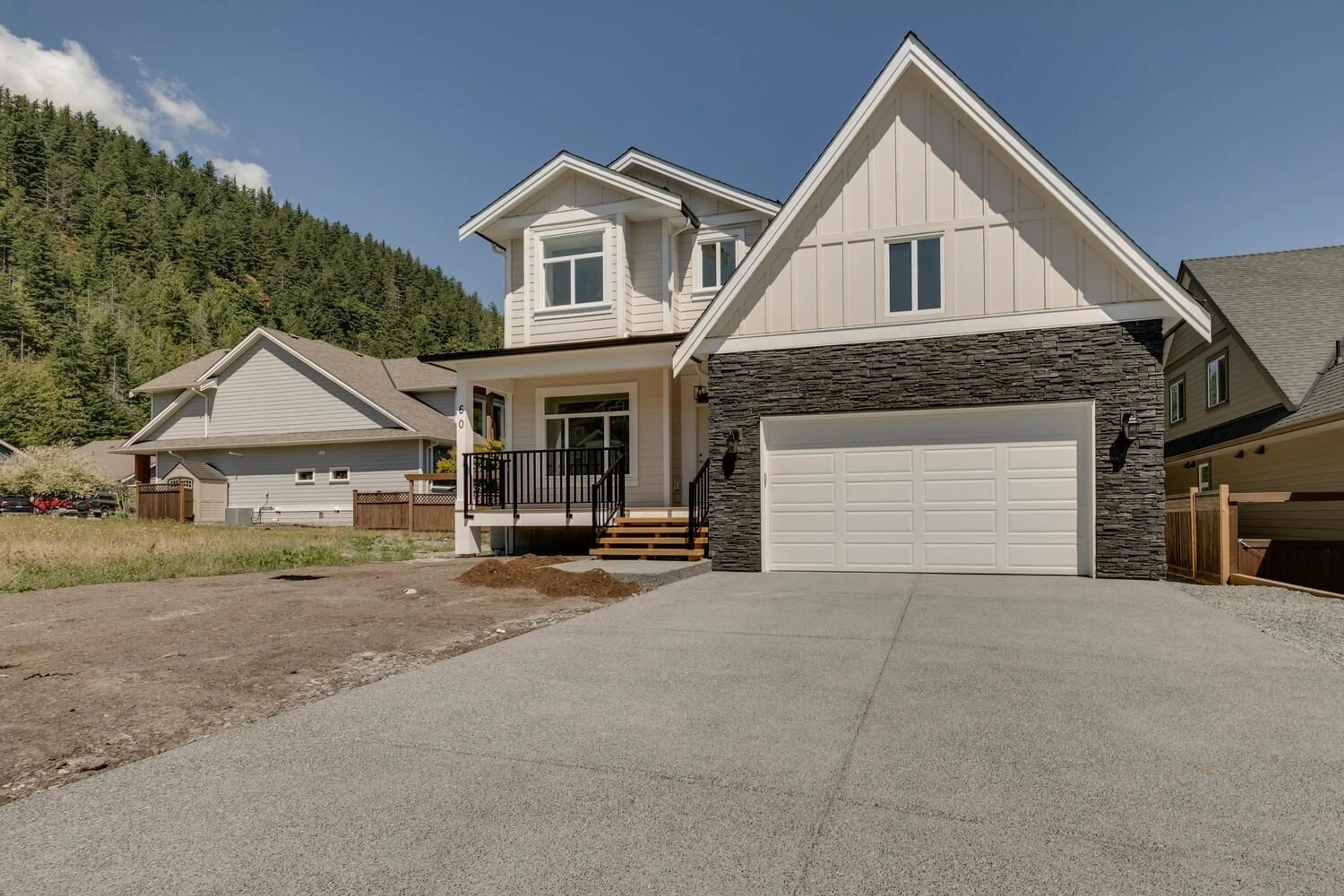 Home with vinyl exterior material, street for 60 - 14550 MORRIS VALLEY, Mission British Columbia V0M1A1