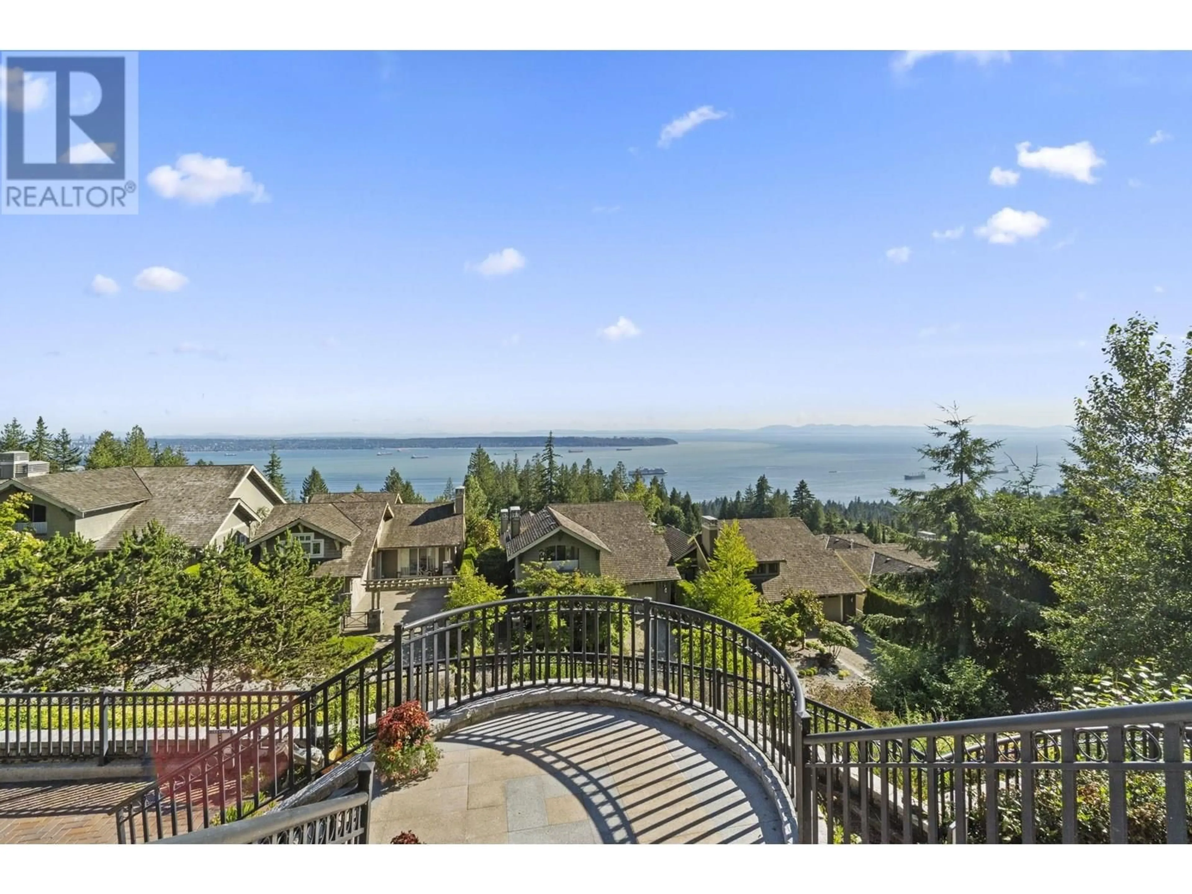A pic from outside/outdoor area/front of a property/back of a property/a pic from drone, water/lake/river/ocean view for 2523 MARR CREEK COURT, West Vancouver British Columbia V7S0A3