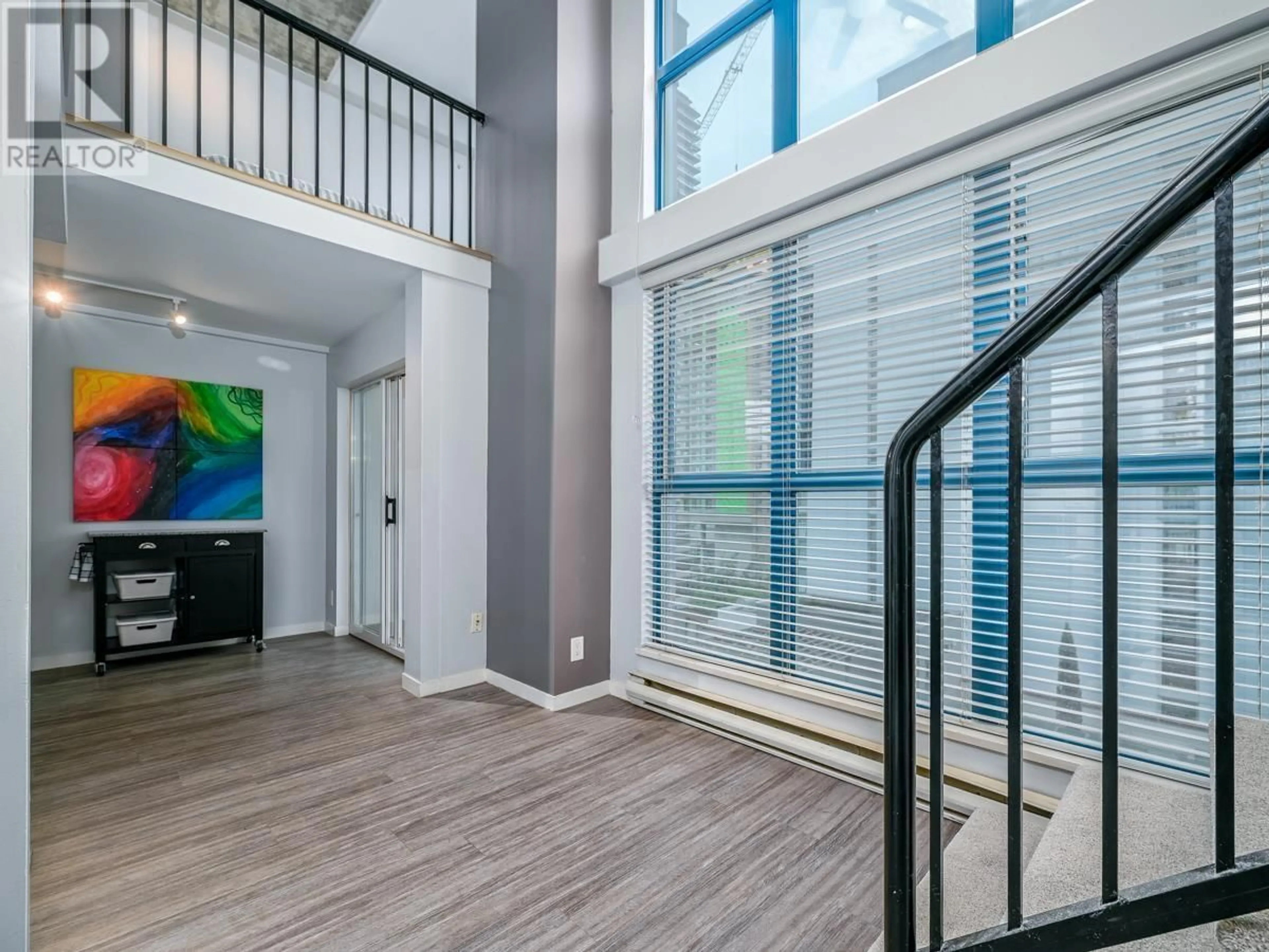 Indoor entryway for 501 - 1238 SEYMOUR STREET, Vancouver British Columbia V6B6J3