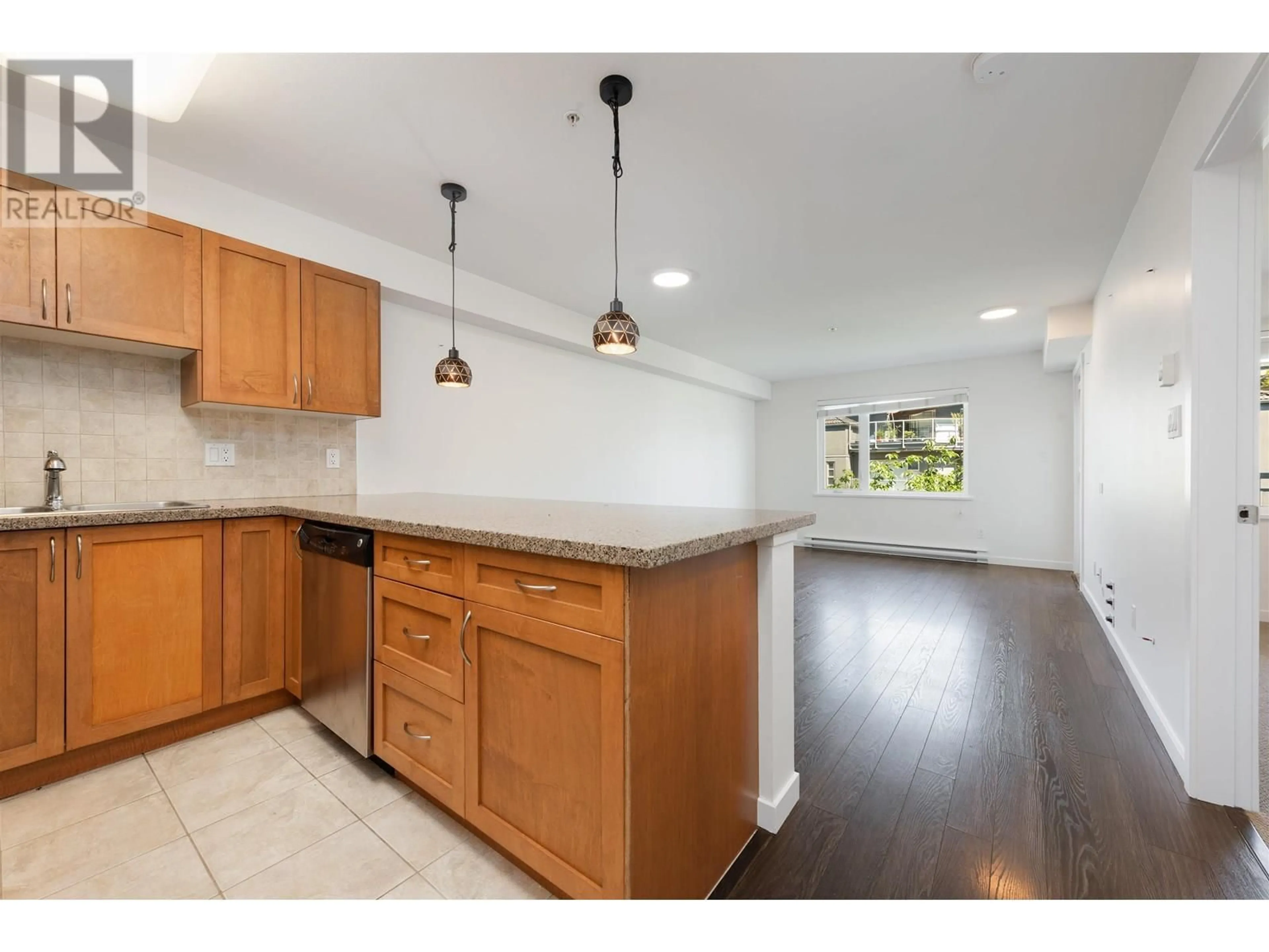 Open concept kitchen, unknown for 303 - 2373 ATKINS AVENUE, Port Coquitlam British Columbia V3C1Y7