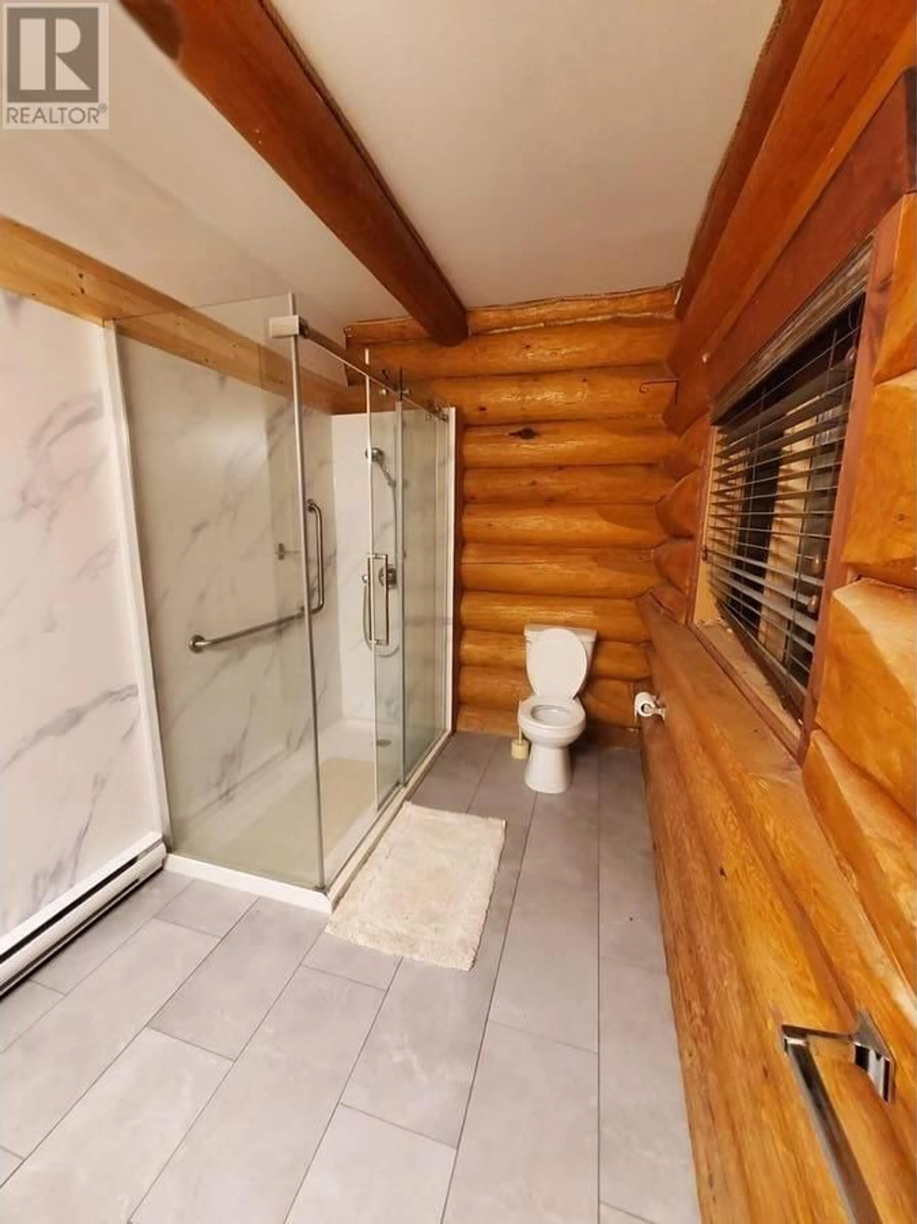 Standard bathroom, unknown for 3101 SOLOMON WAY, Terrace British Columbia V8G0G5