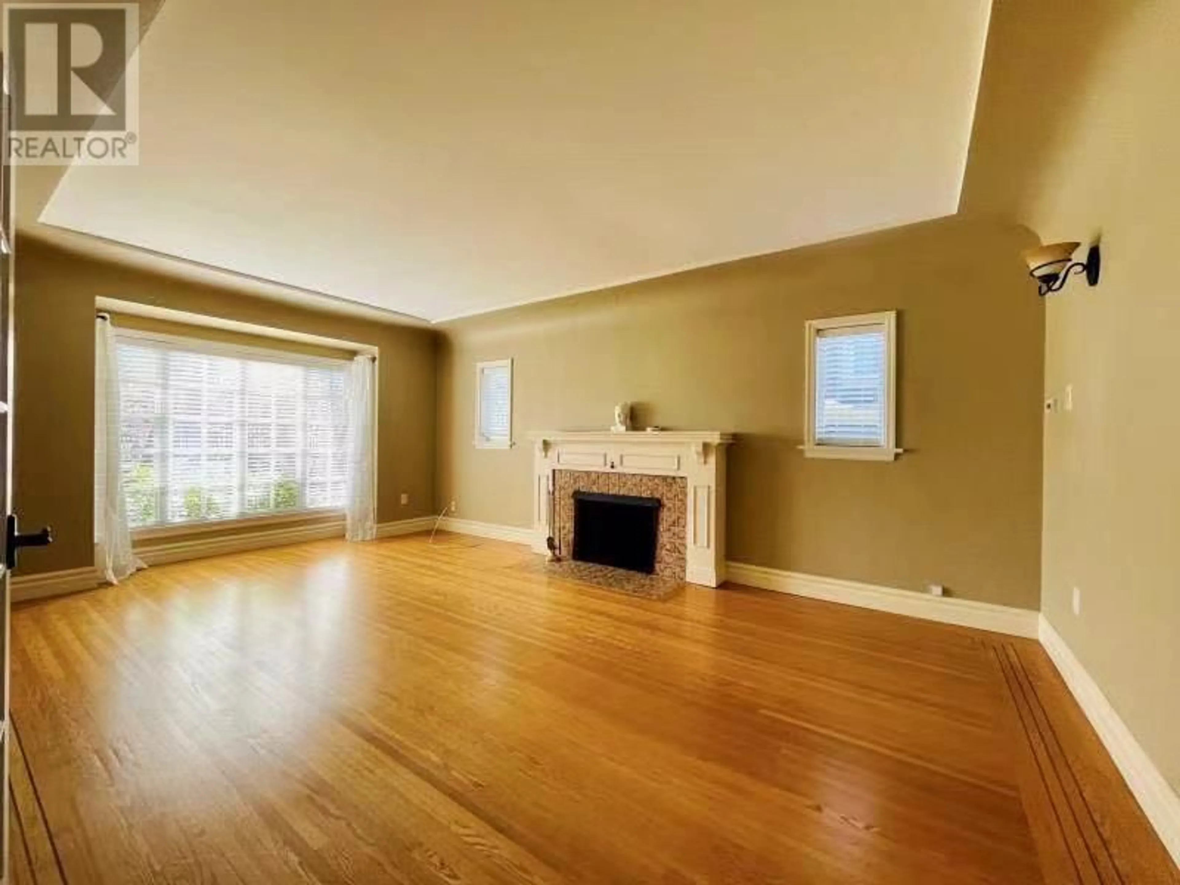 Unknown for 1749 WEST 62ND AVENUE, Vancouver British Columbia V6P2G1