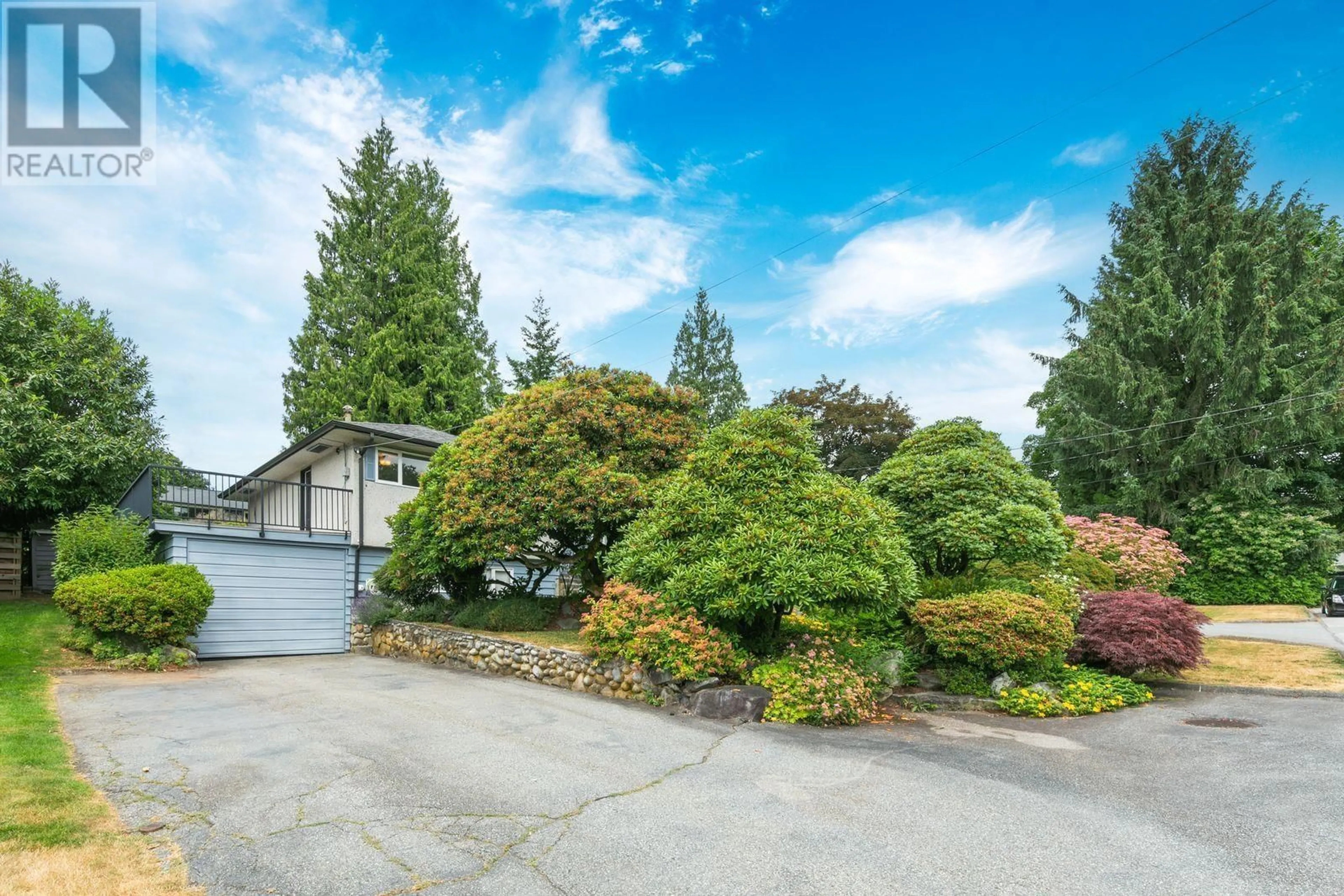 A pic from outside/outdoor area/front of a property/back of a property/a pic from drone, unknown for 2209 GREYLYNN CRESCENT, North Vancouver British Columbia V7J2X6