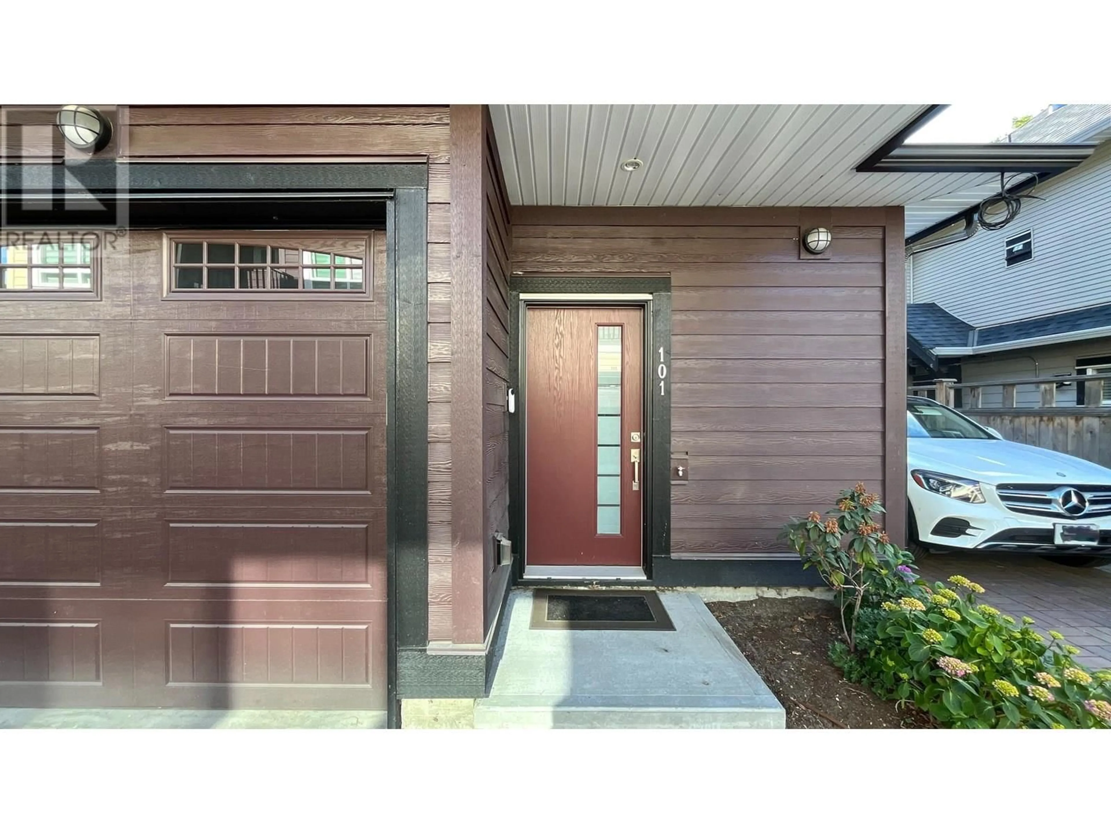 Home with brick exterior material, street for 101 - 6571 NO. 4 ROAD, Richmond British Columbia V6Y2T2
