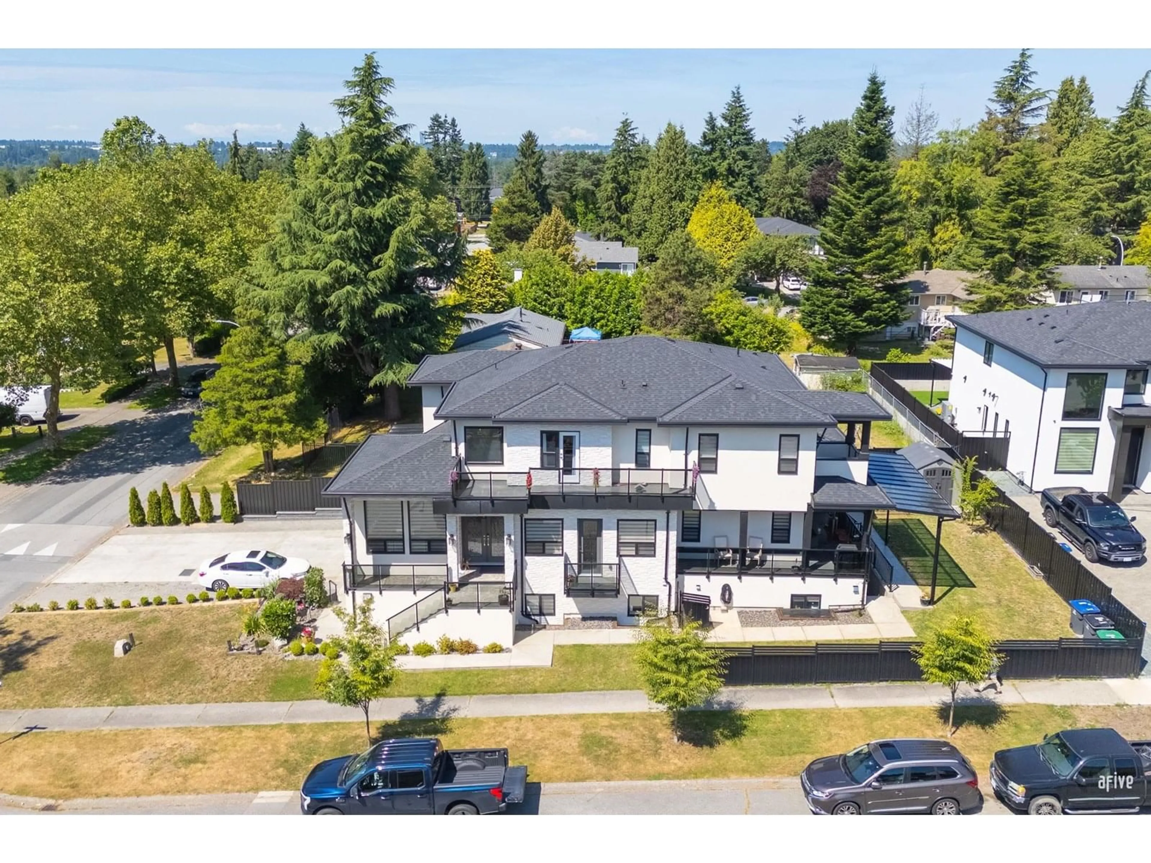 A pic from outside/outdoor area/front of a property/back of a property/a pic from drone, street for 8619 AUGUST, Surrey British Columbia V3S5A4