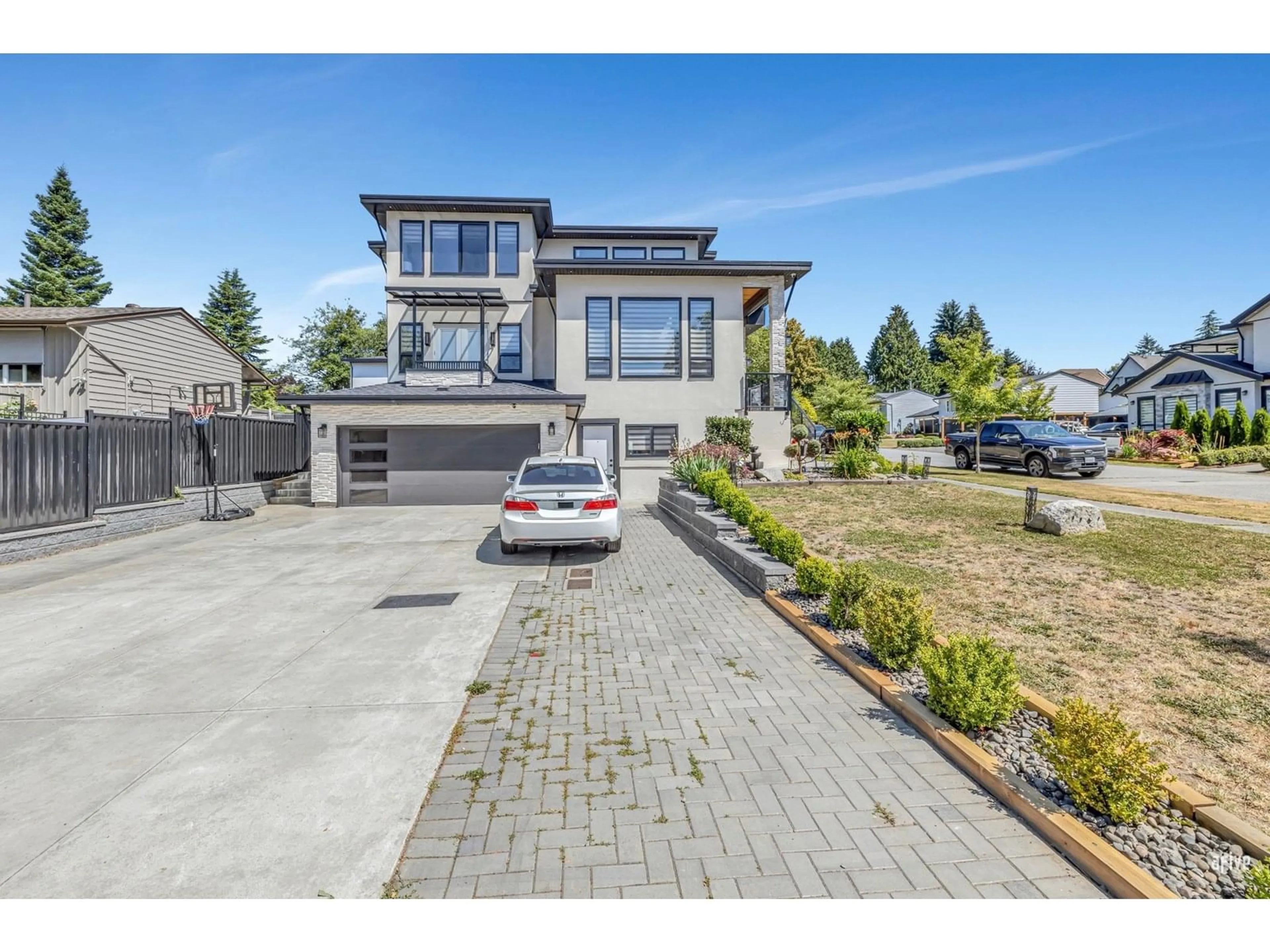 A pic from outside/outdoor area/front of a property/back of a property/a pic from drone, street for 8619 AUGUST, Surrey British Columbia V3S5A4