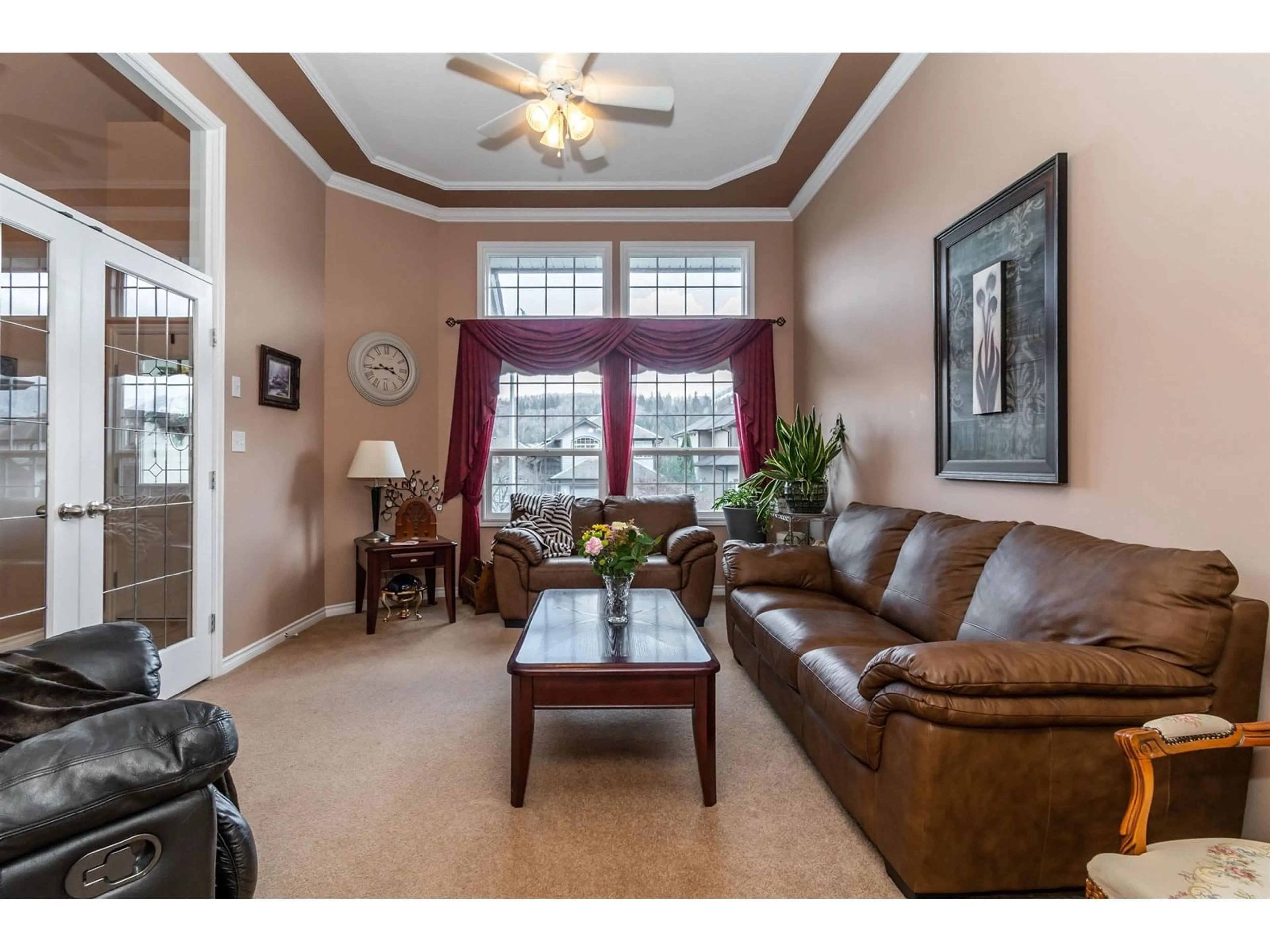 Living room with furniture, unknown for 4886 TESKEY ROAD, Chilliwack British Columbia V2R5T7