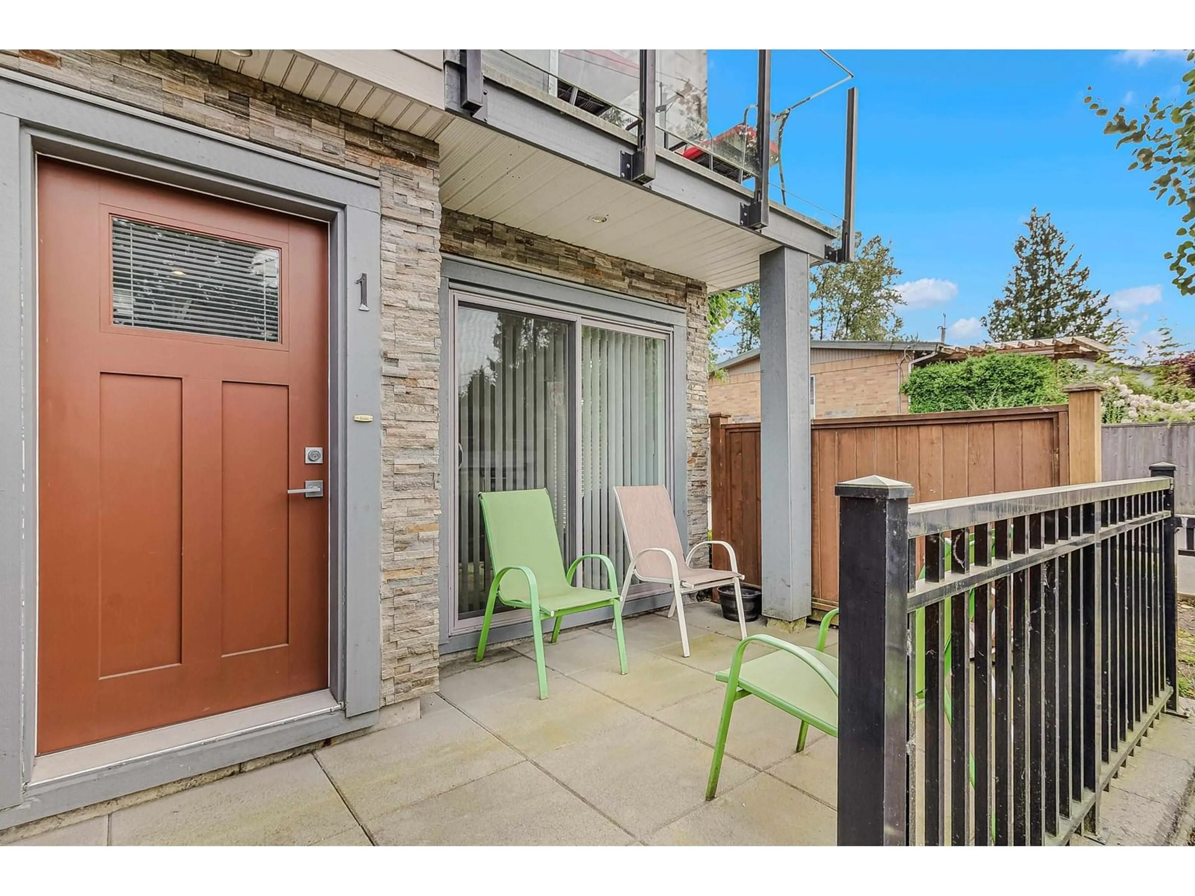 Patio, street for 1 - 13328 96, Surrey British Columbia V3V1Y4