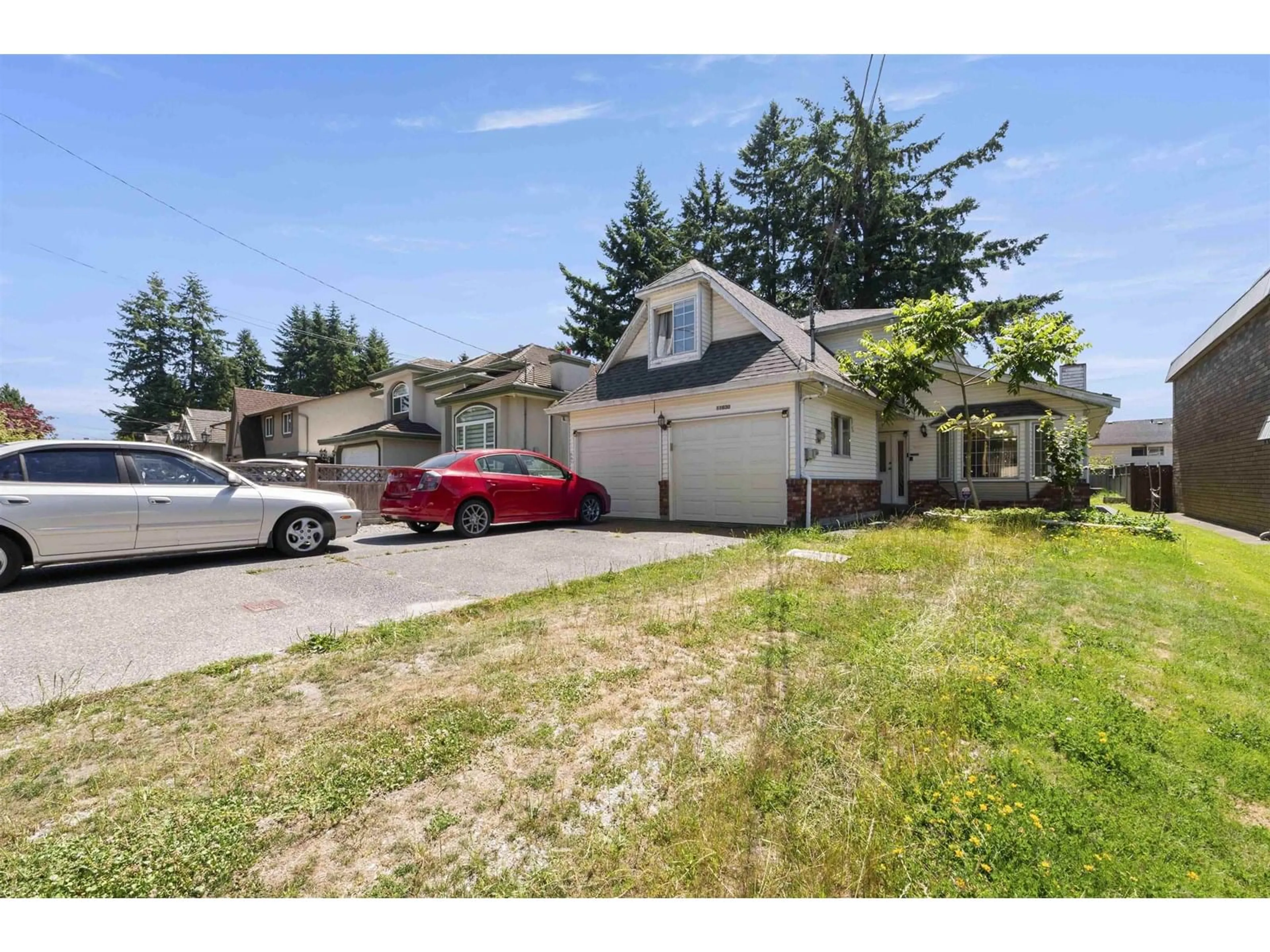 A pic from outside/outdoor area/front of a property/back of a property/a pic from drone, street for 11630 72A, Delta British Columbia V4C1B1