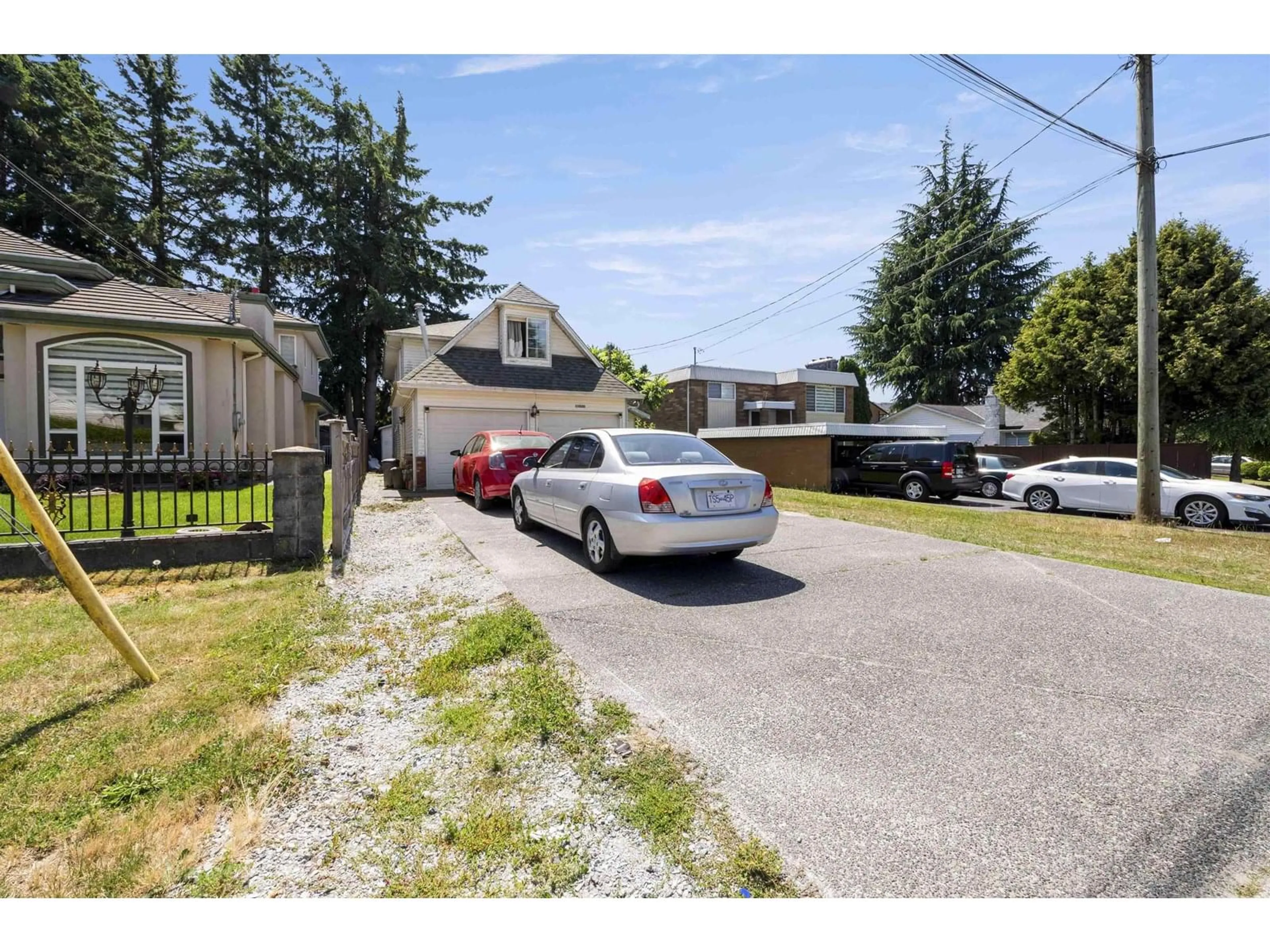 A pic from outside/outdoor area/front of a property/back of a property/a pic from drone, street for 11630 72A, Delta British Columbia V4C1B1
