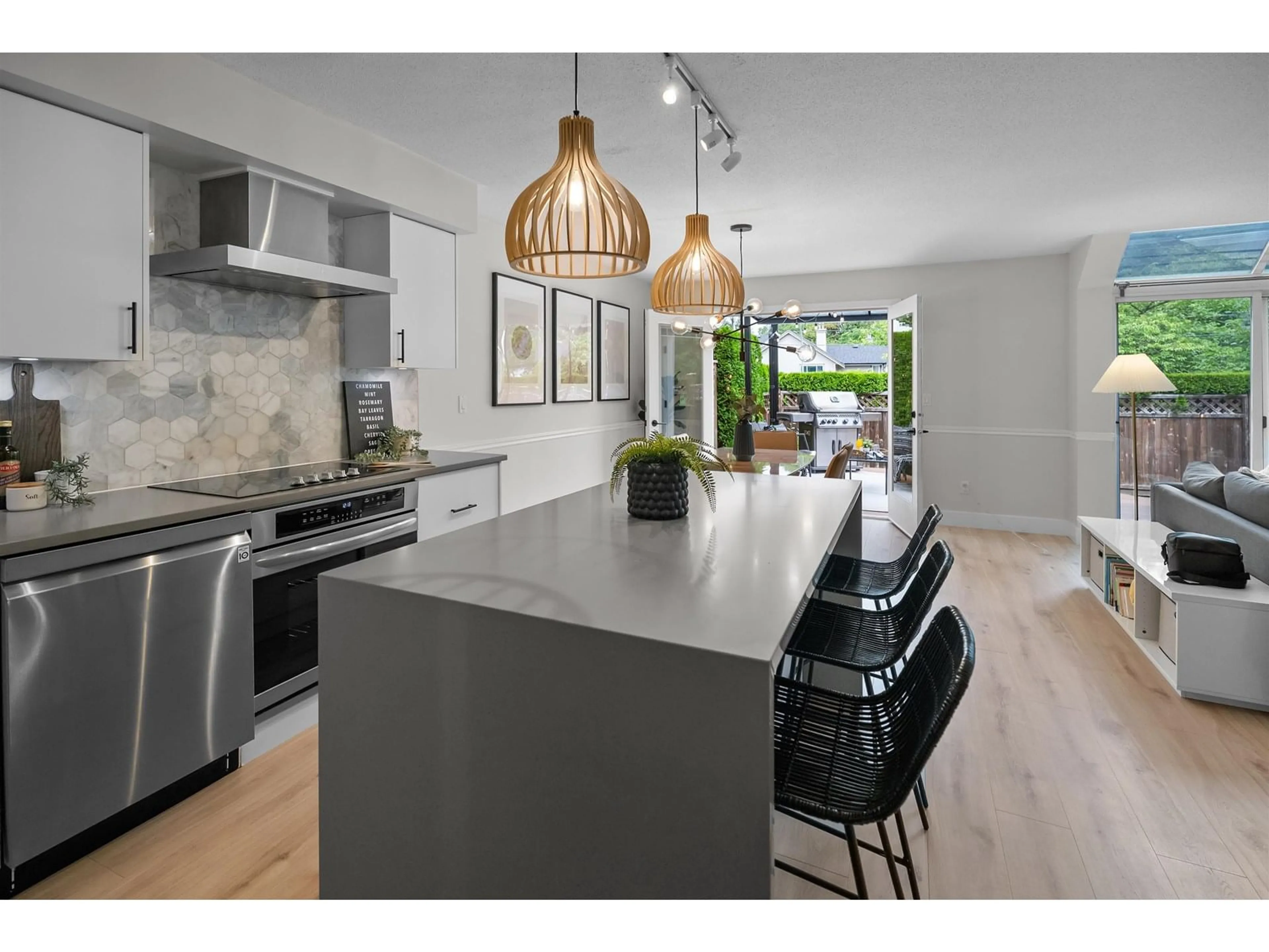 Open concept kitchen, unknown for 59 - 20881 87, Langley British Columbia V1M3X1