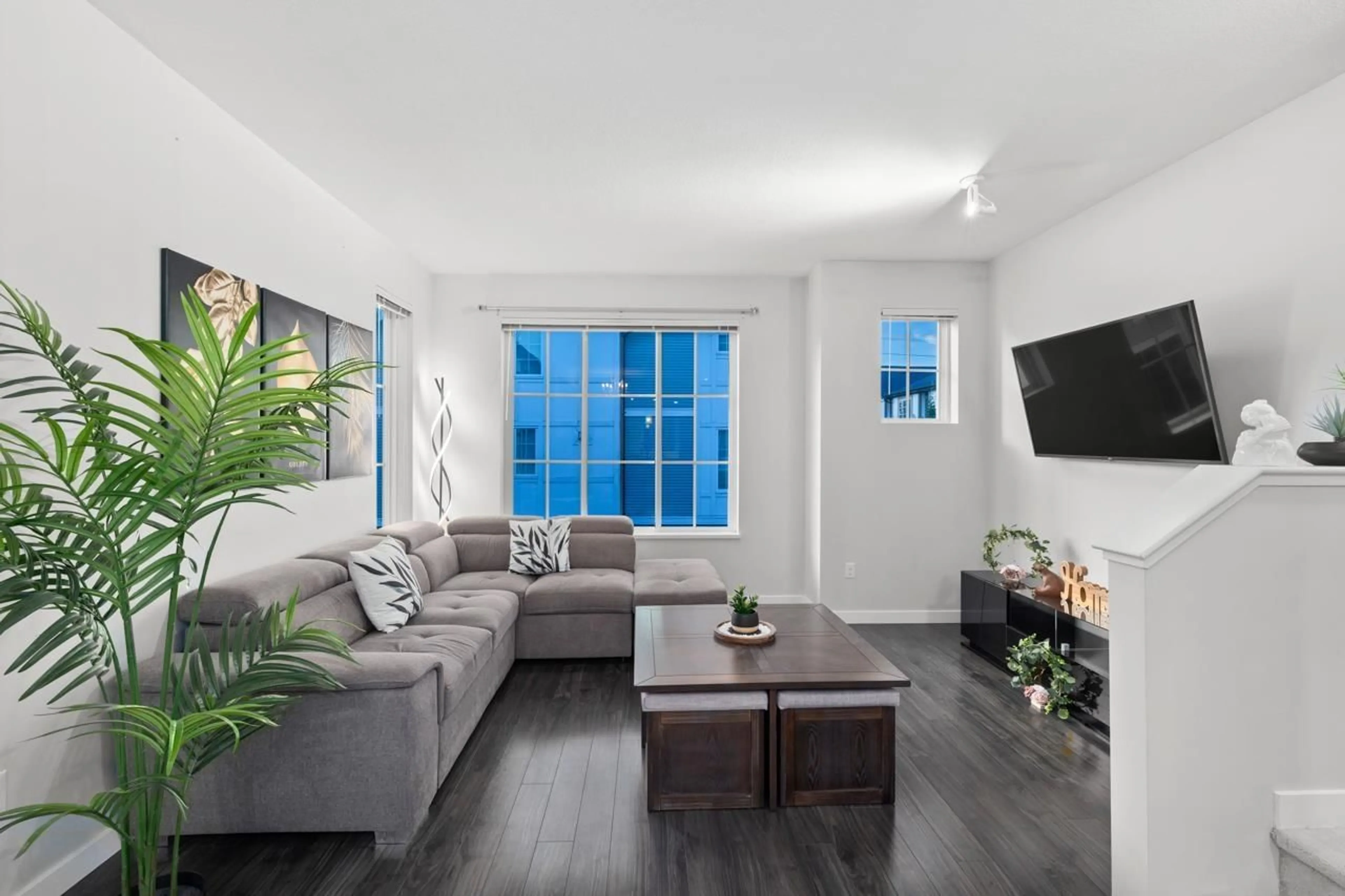 Living room with furniture, unknown for 71 - 30989 WESTRIDGE, Abbotsford British Columbia V2T0E7