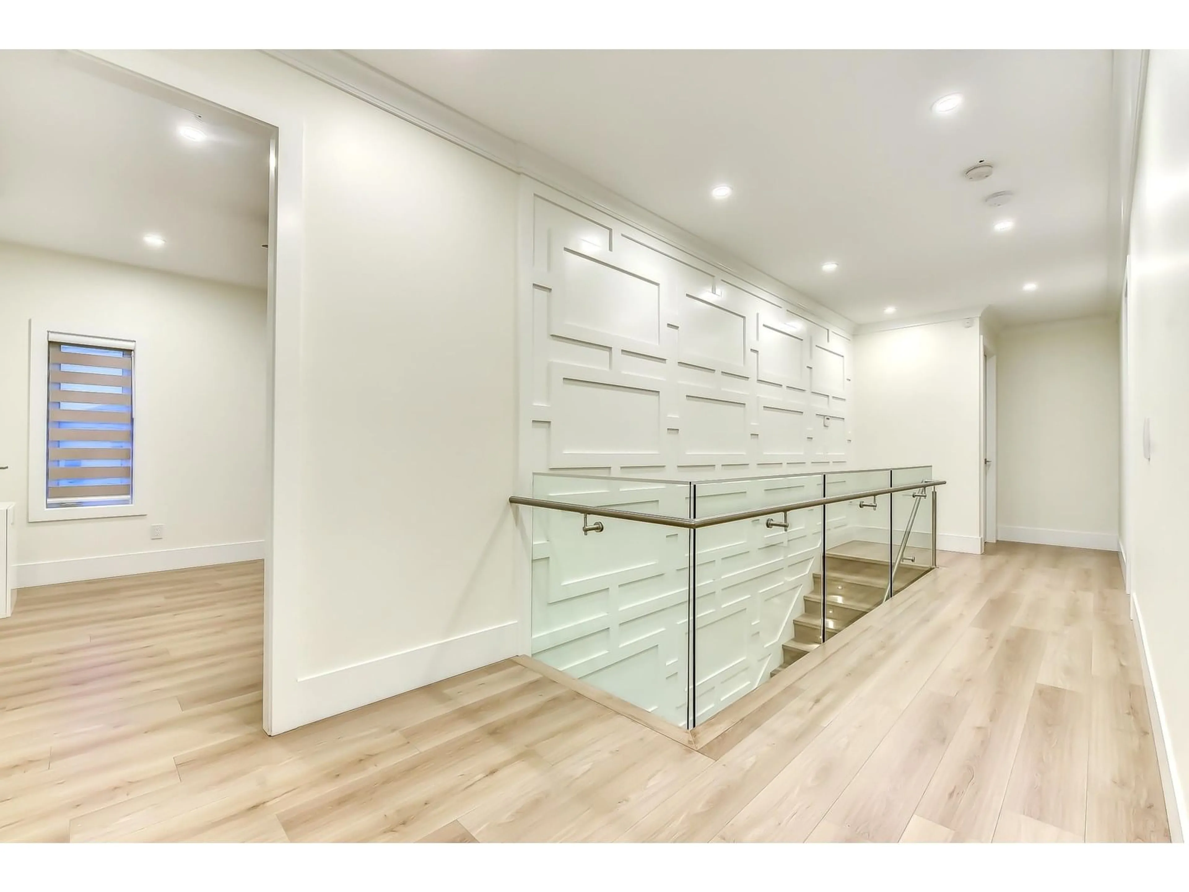 Indoor foyer for 19805 32, Langley British Columbia V3A0N9