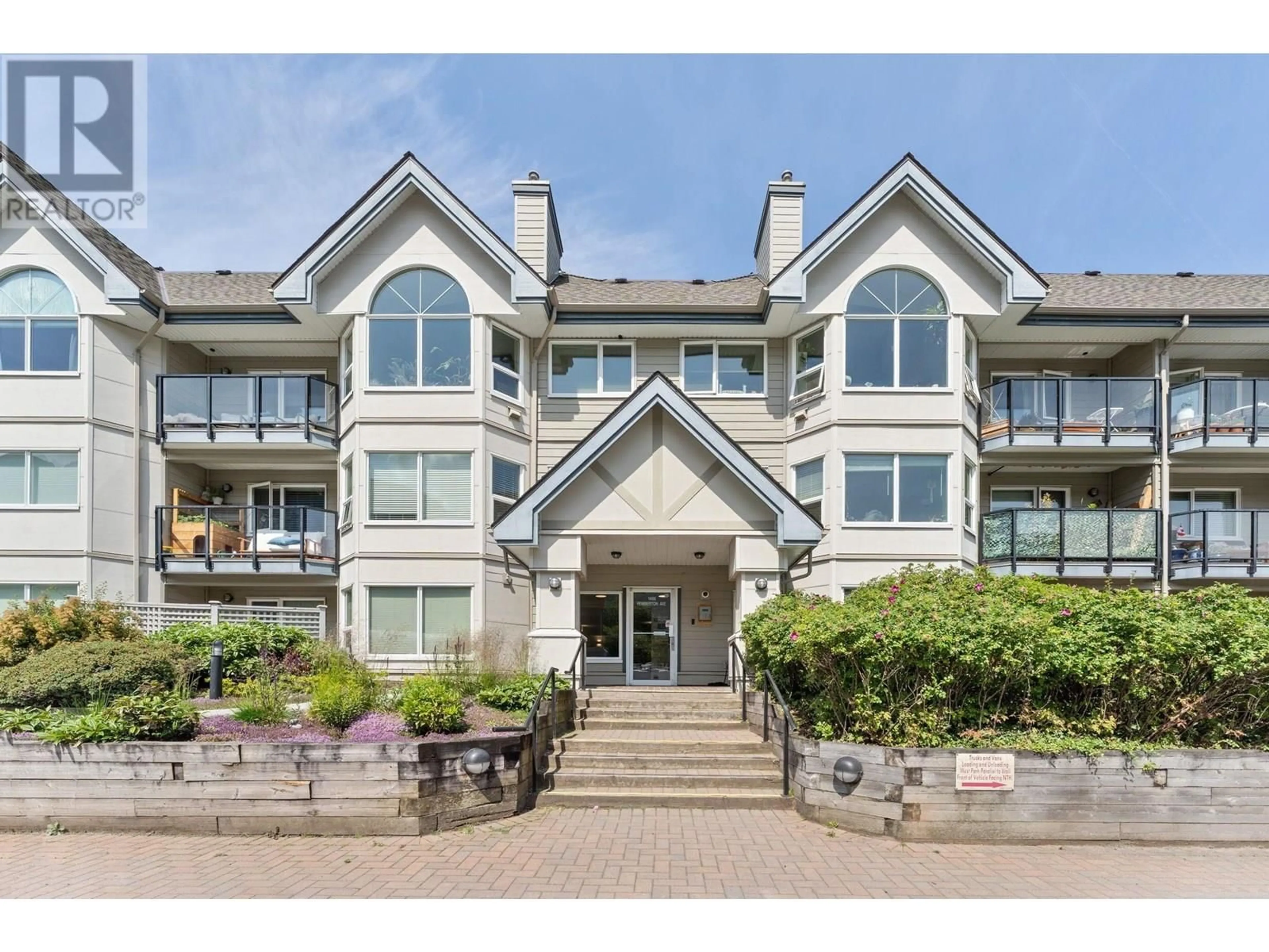 Unknown for 312 - 1466 PEMBERTON AVENUE, Squamish British Columbia V8B0K1