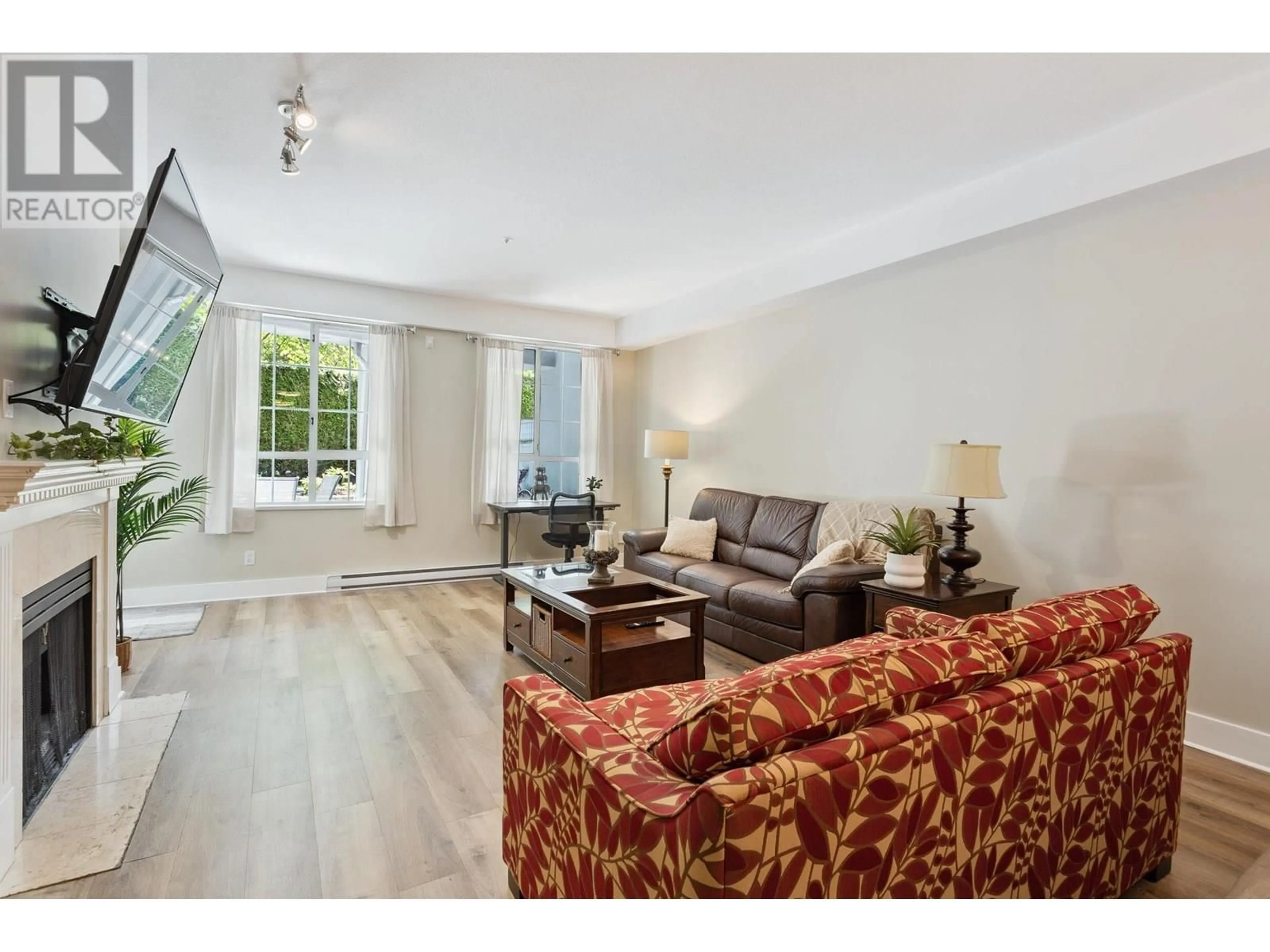 Living room with furniture, unknown for 130 - 5835 HAMPTON PLACE, Vancouver British Columbia V6T2G2