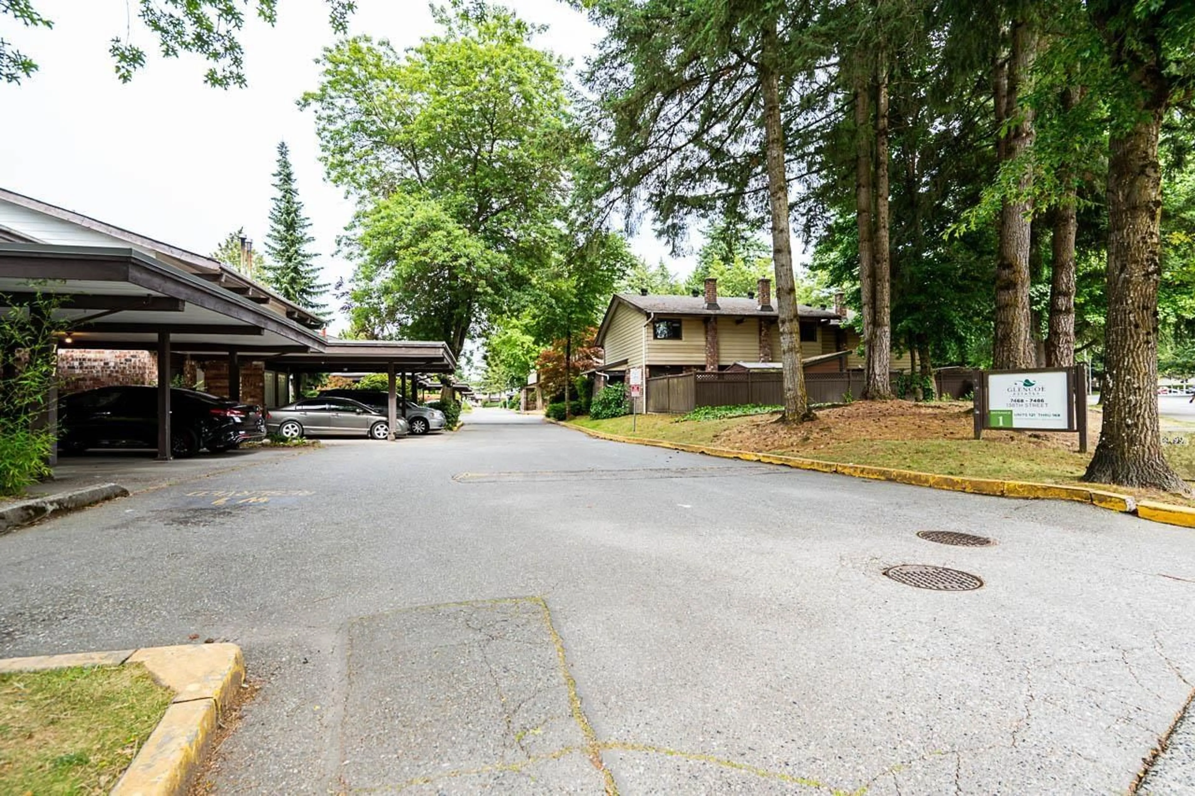 Patio, unknown for 166 - 7486 138, Surrey British Columbia V3W6G4
