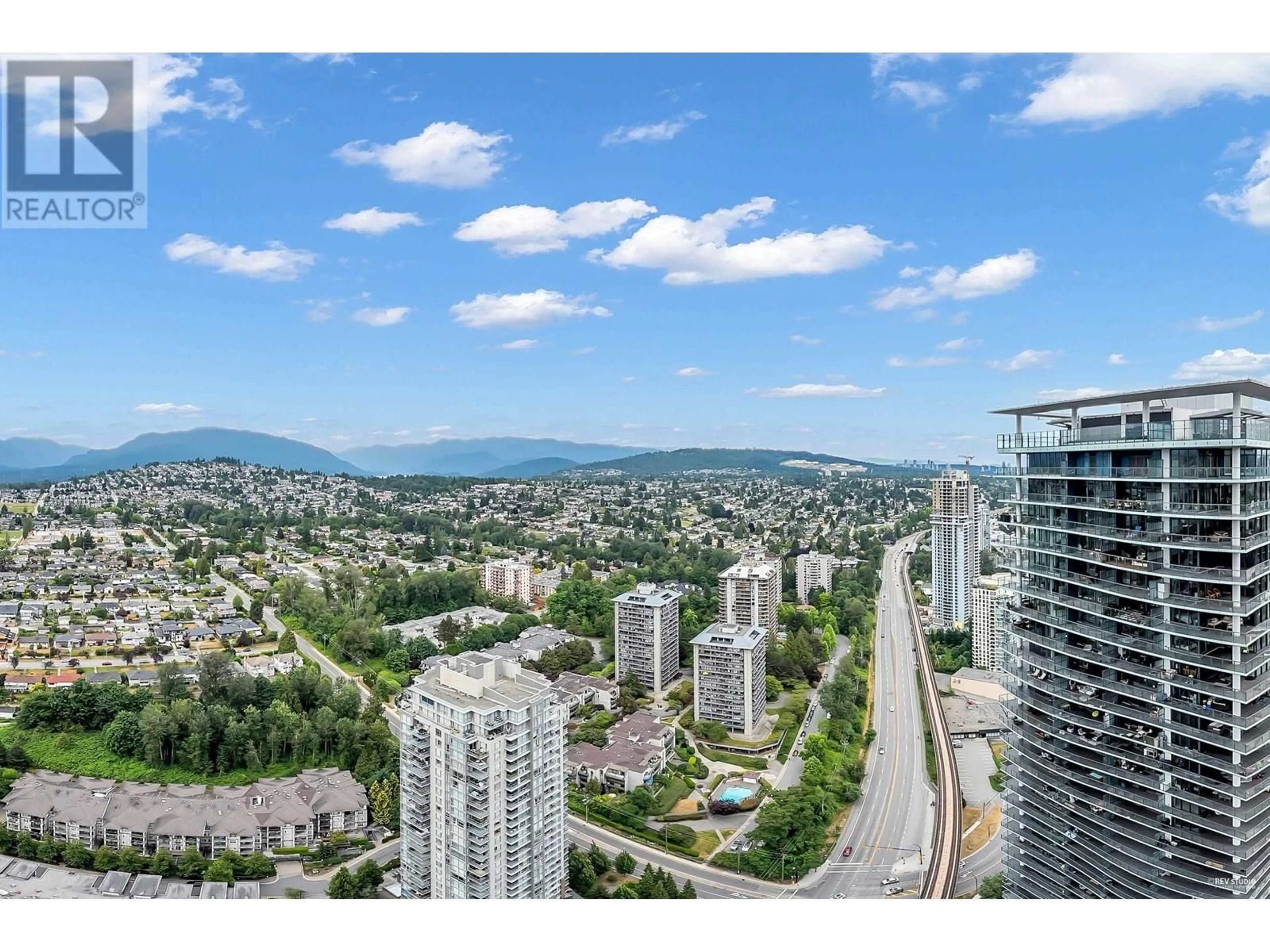 A pic from outside/outdoor area/front of a property/back of a property/a pic from drone, city buildings view from balcony for 4504 - 4880 LOUGHEED HIGHWAY, Burnaby British Columbia V5C0N1