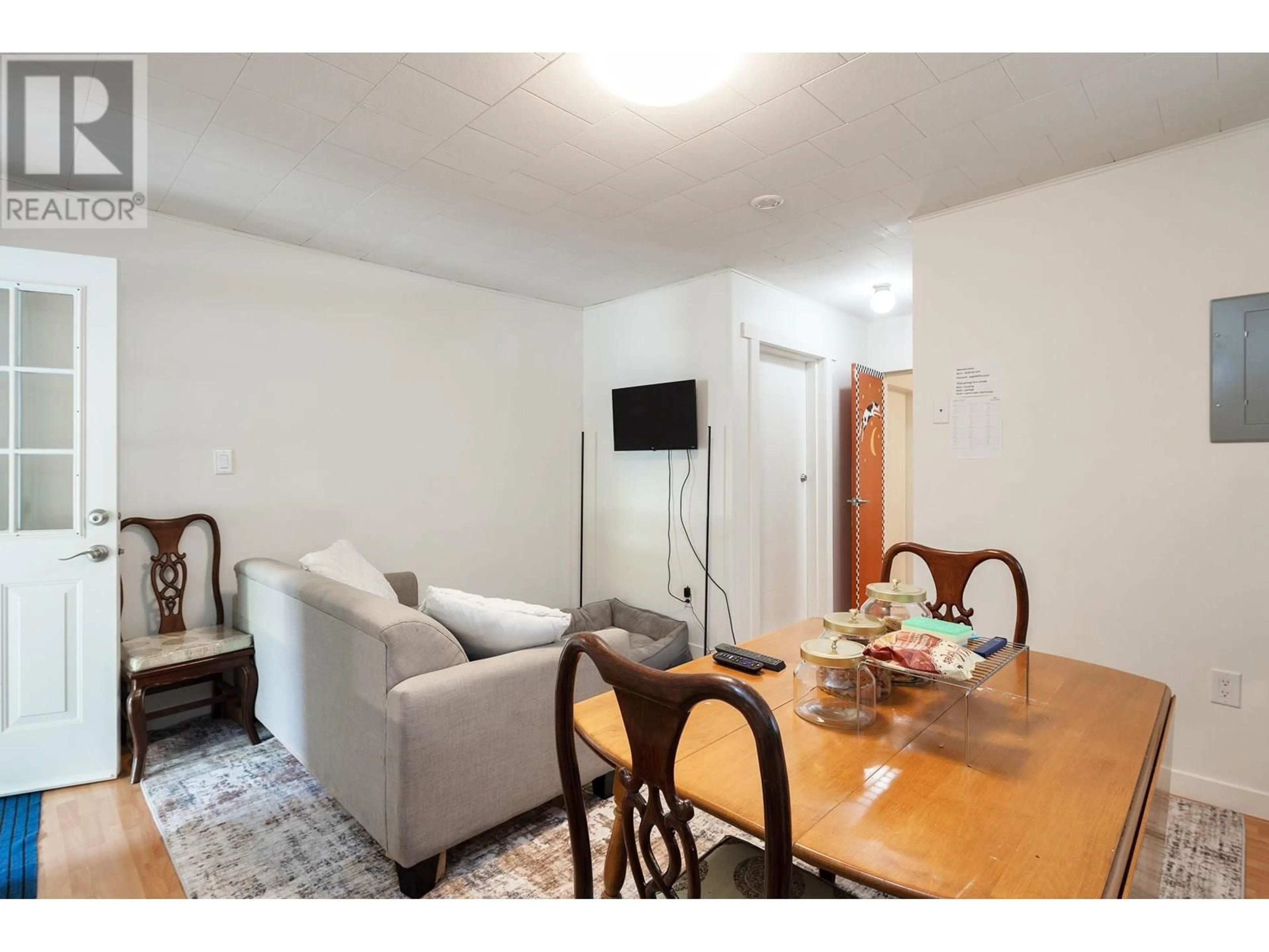 A pic of a room for 38047 FOURTH AVENUE, Squamish British Columbia V8B0A9