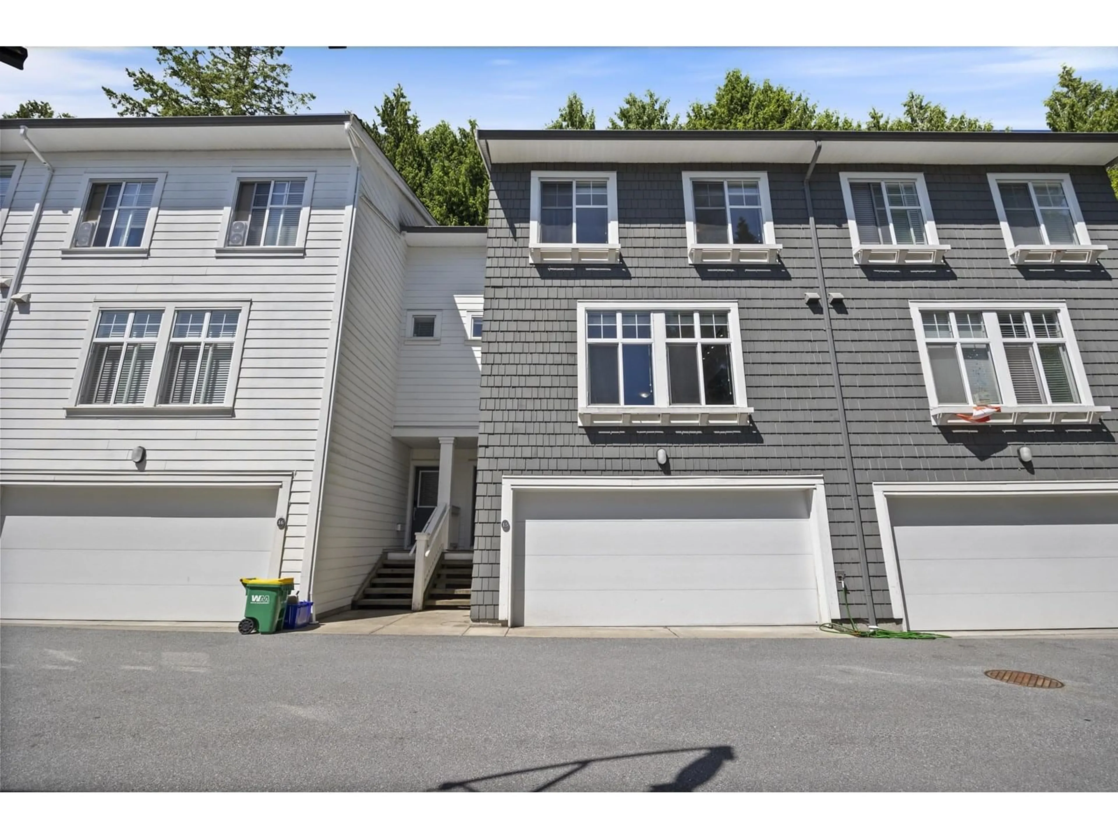 Home with vinyl exterior material, street for 15 - 10433 158, Surrey British Columbia V4N6S3