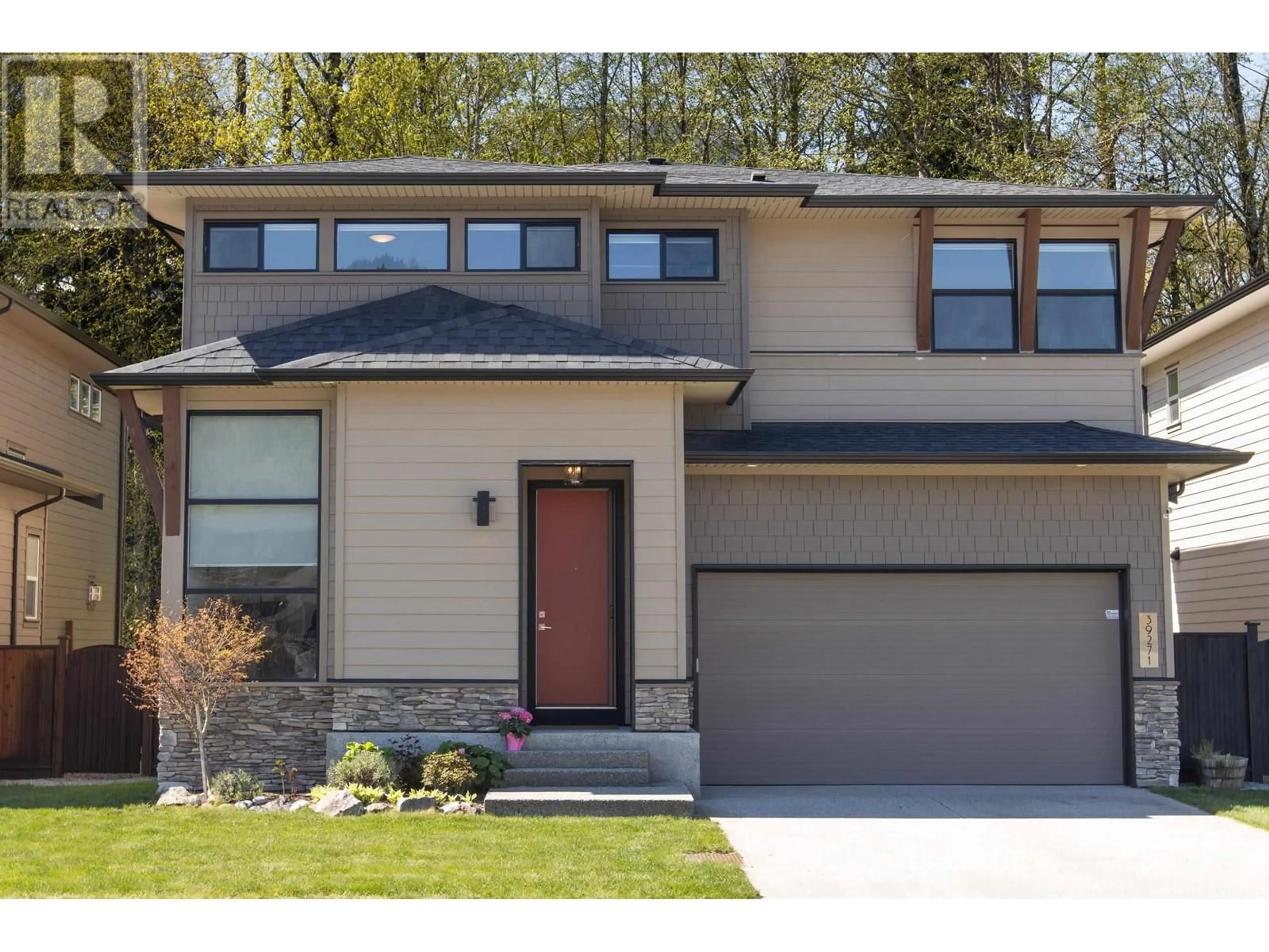 Home with brick exterior material, street for 39271 FALCON CRESCENT, Squamish British Columbia V8B0V8