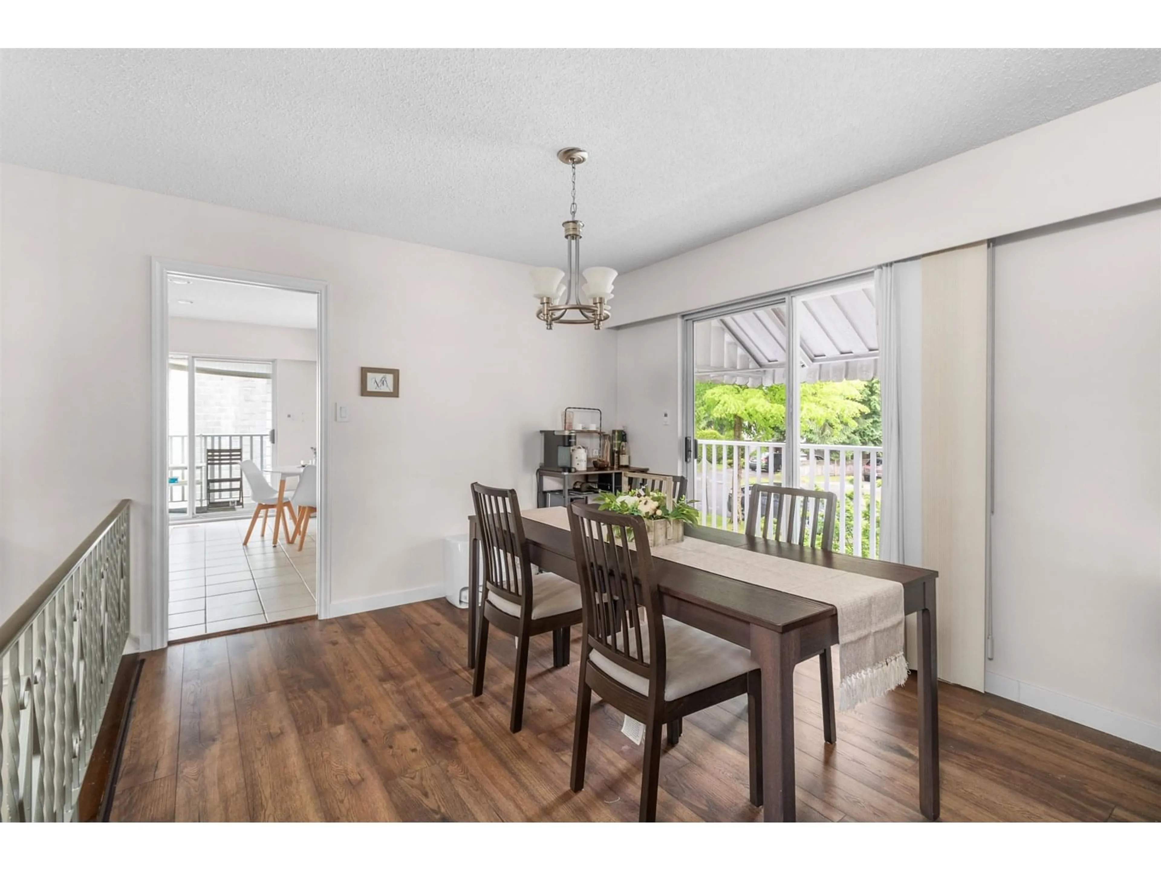Dining room, wood/laminate floor for 10232 142A, Surrey British Columbia V3T4Z7