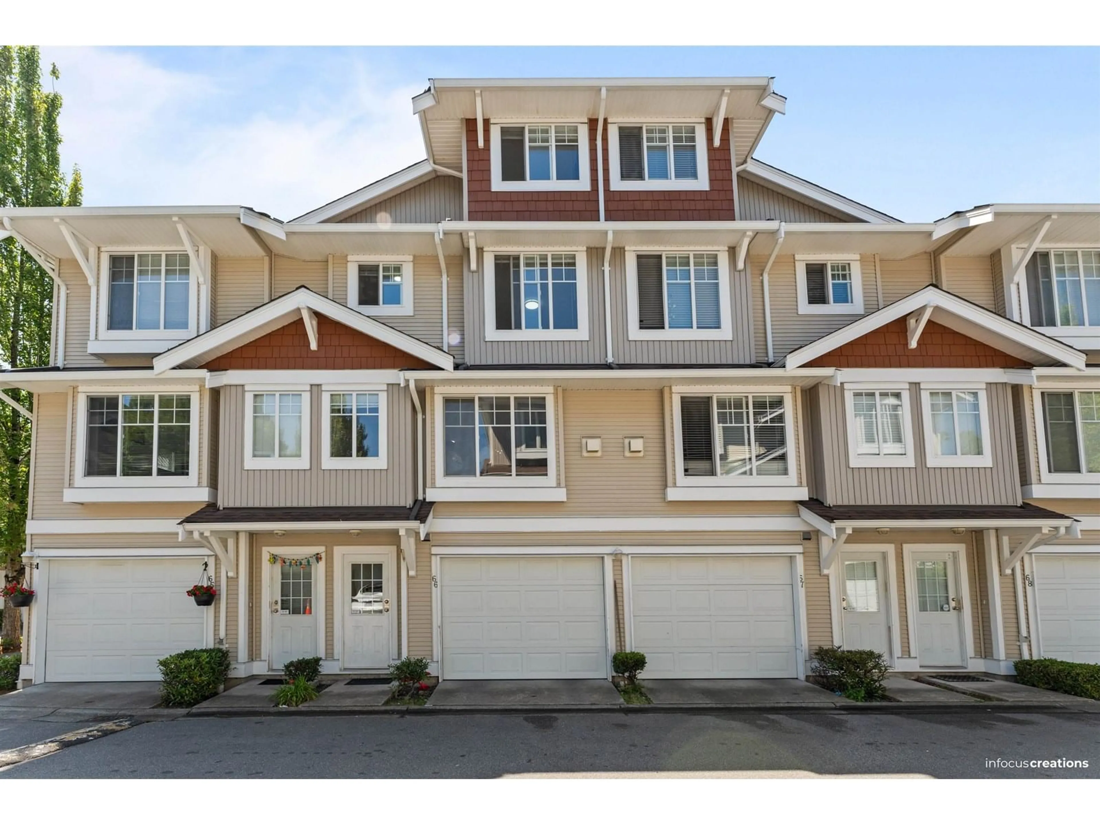Home with vinyl exterior material, street for 66 - 12110 75A, Surrey British Columbia V3W1M1