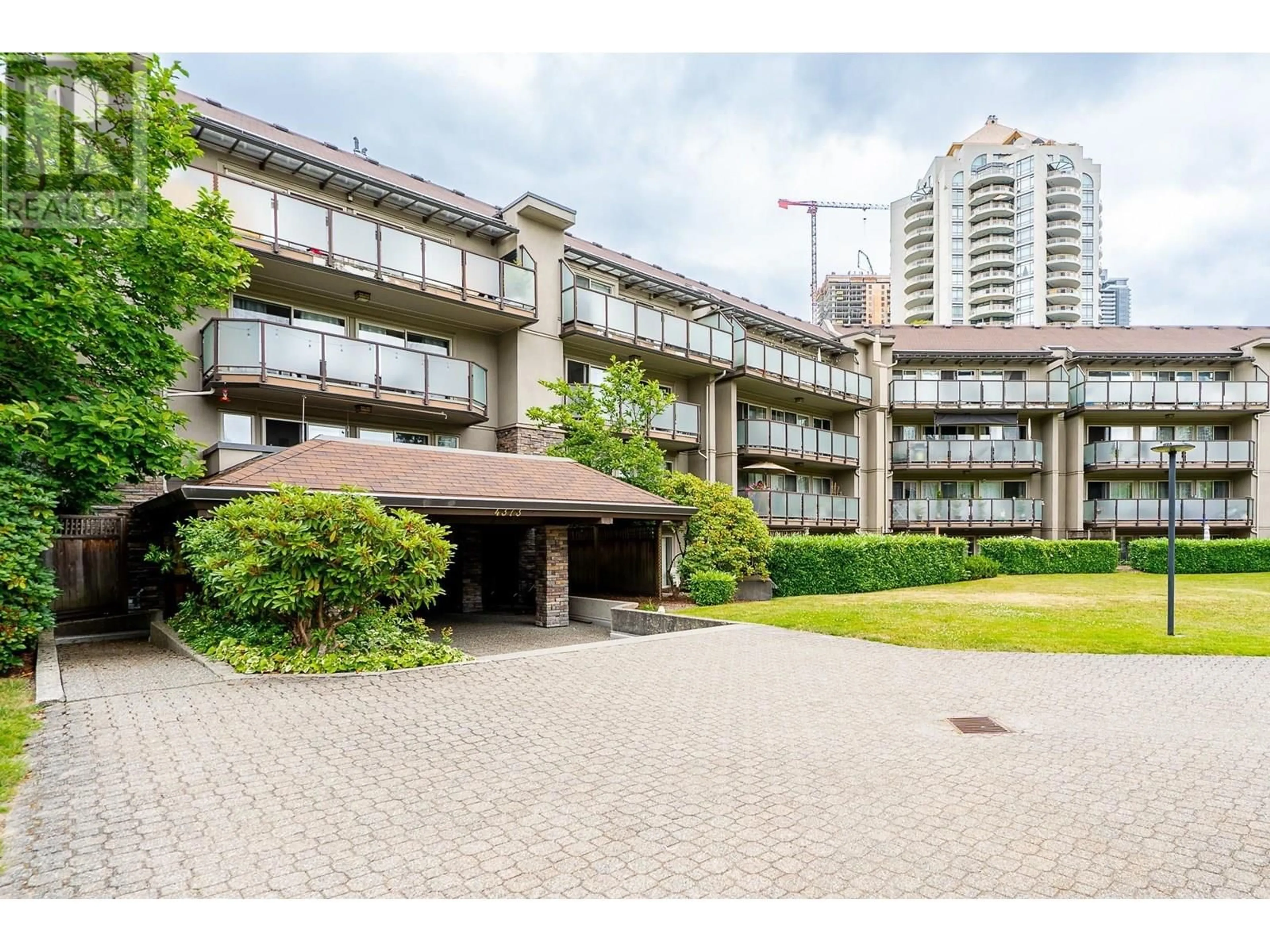 Unknown for 207 - 4373 HALIFAX STREET, Burnaby British Columbia V5C5Z2