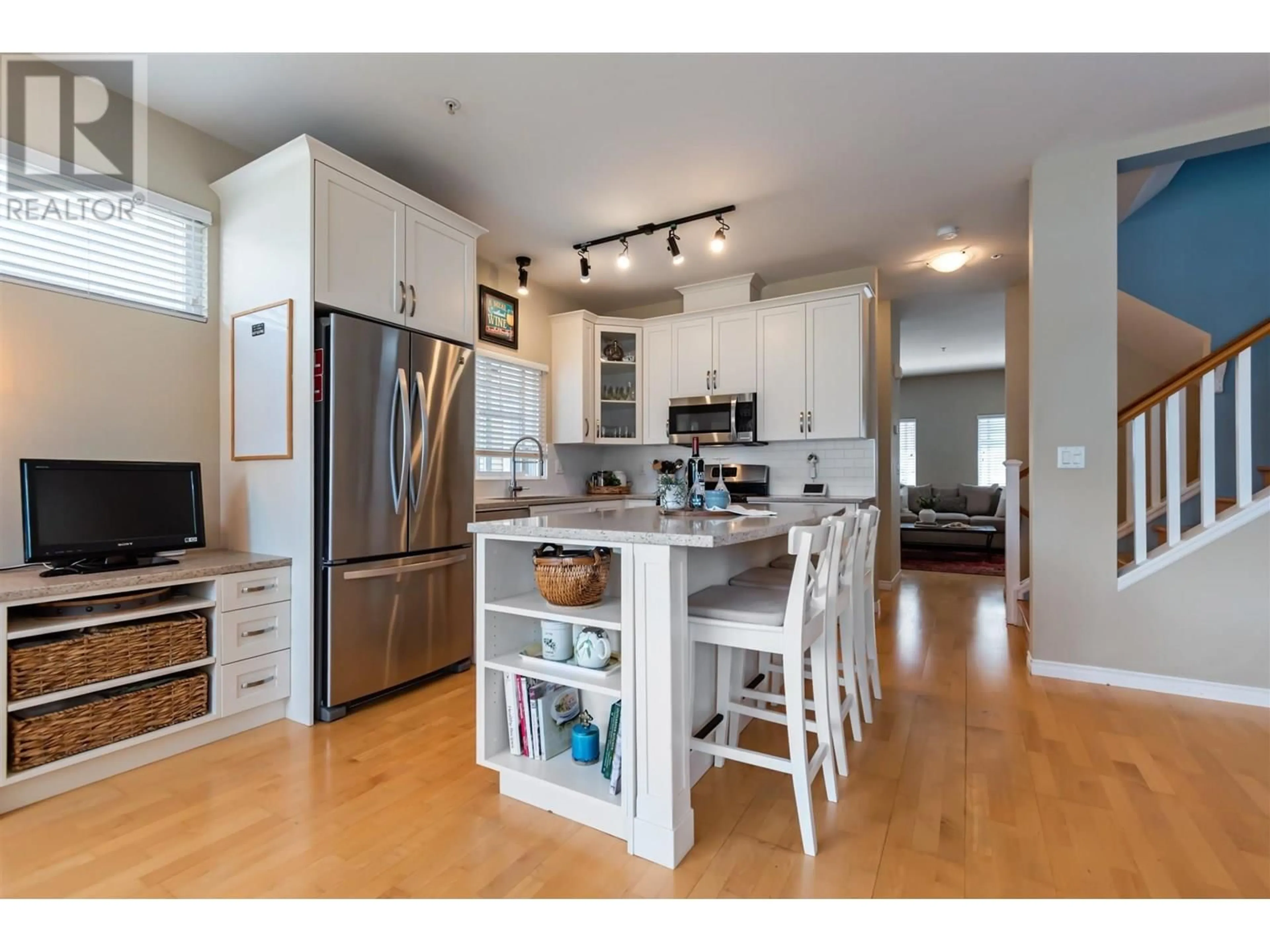 Open concept kitchen, unknown for 32 - 1108 RIVERSIDE CLOSE, Port Coquitlam British Columbia V3B8C2