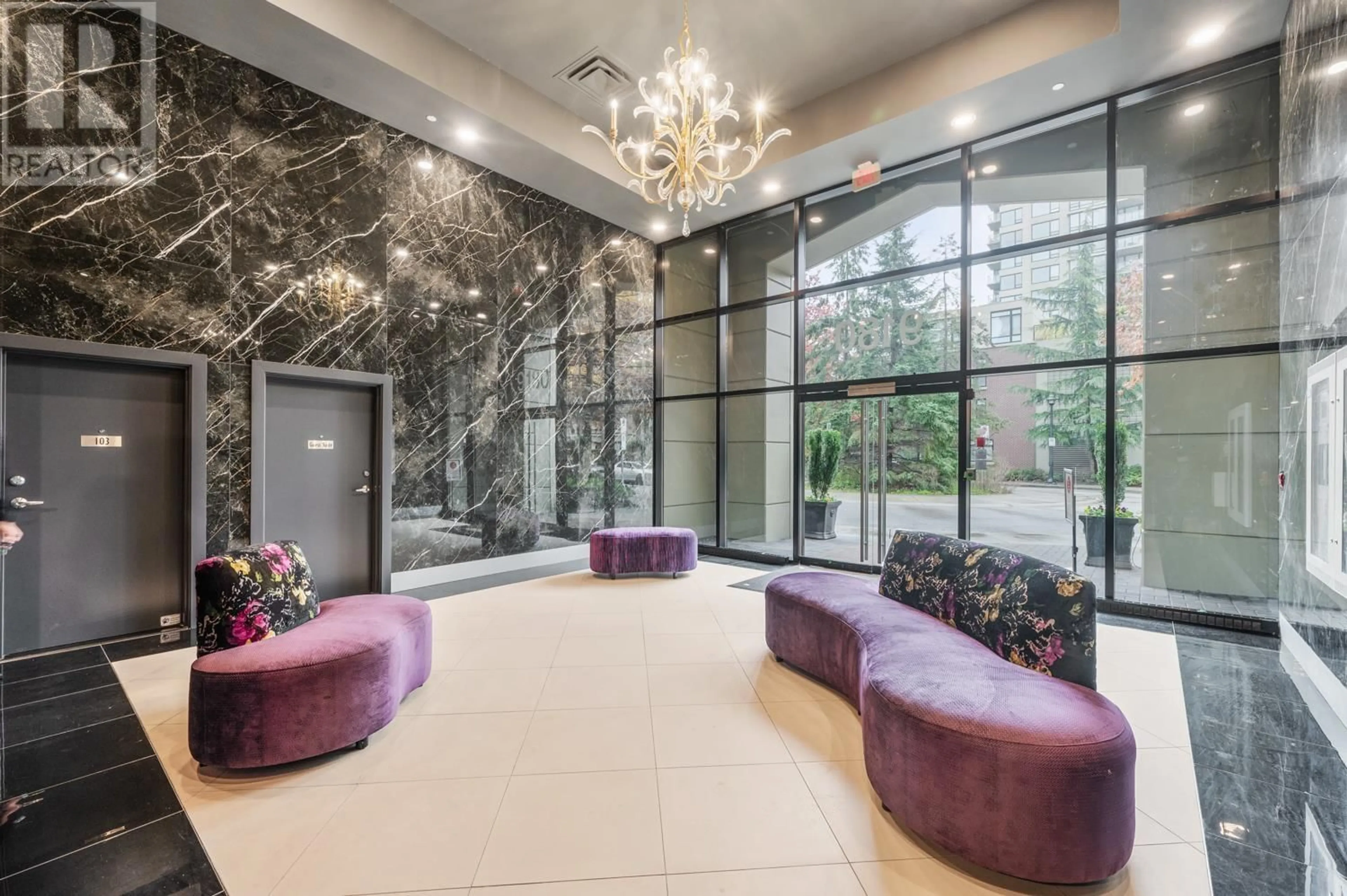 Lobby for 605 - 9180 HEMLOCK DRIVE, Richmond British Columbia V6Y4J5