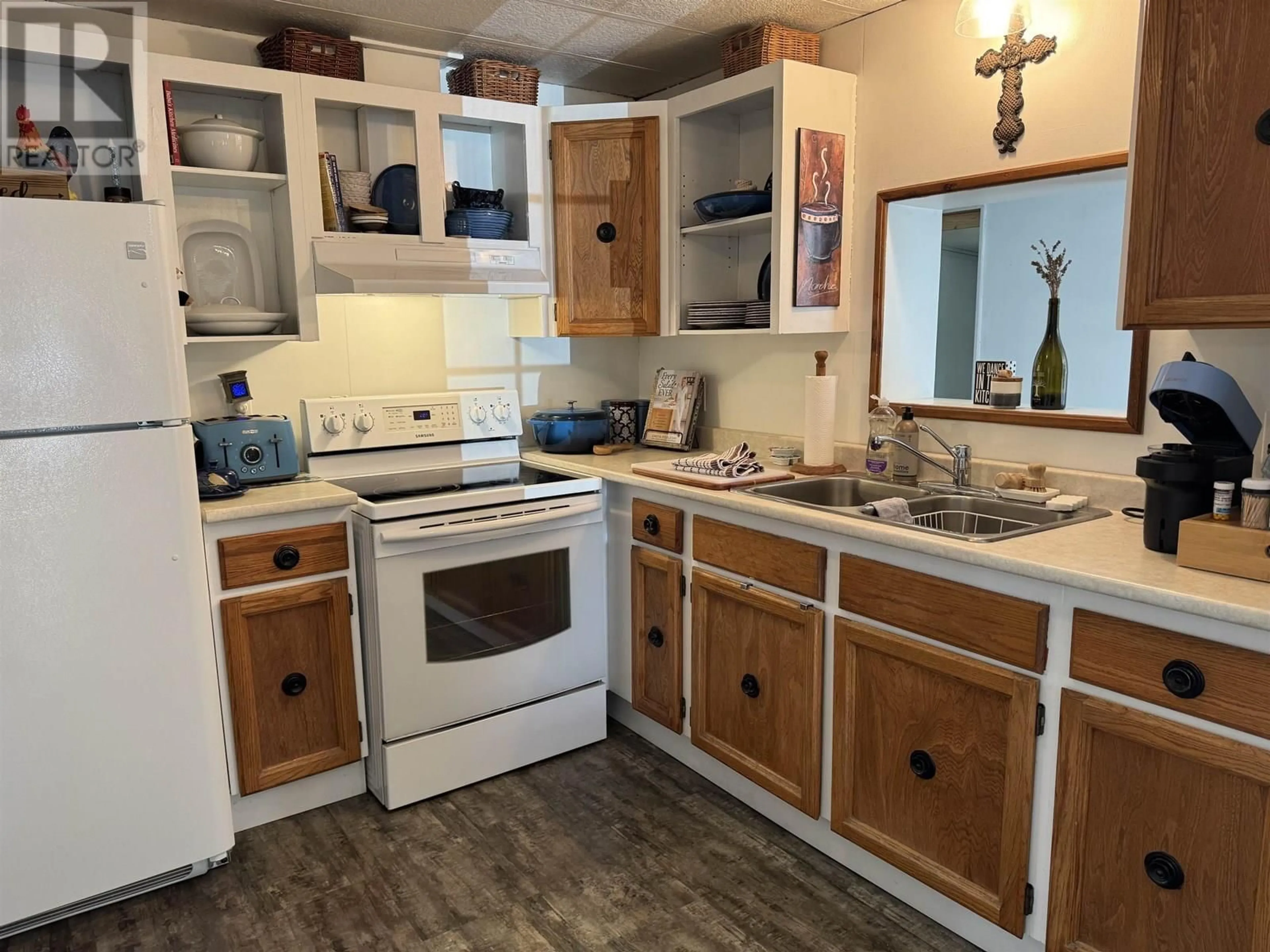 Standard kitchen, unknown for 1460 7TH AVENUE, Valemount British Columbia V0E2Z0