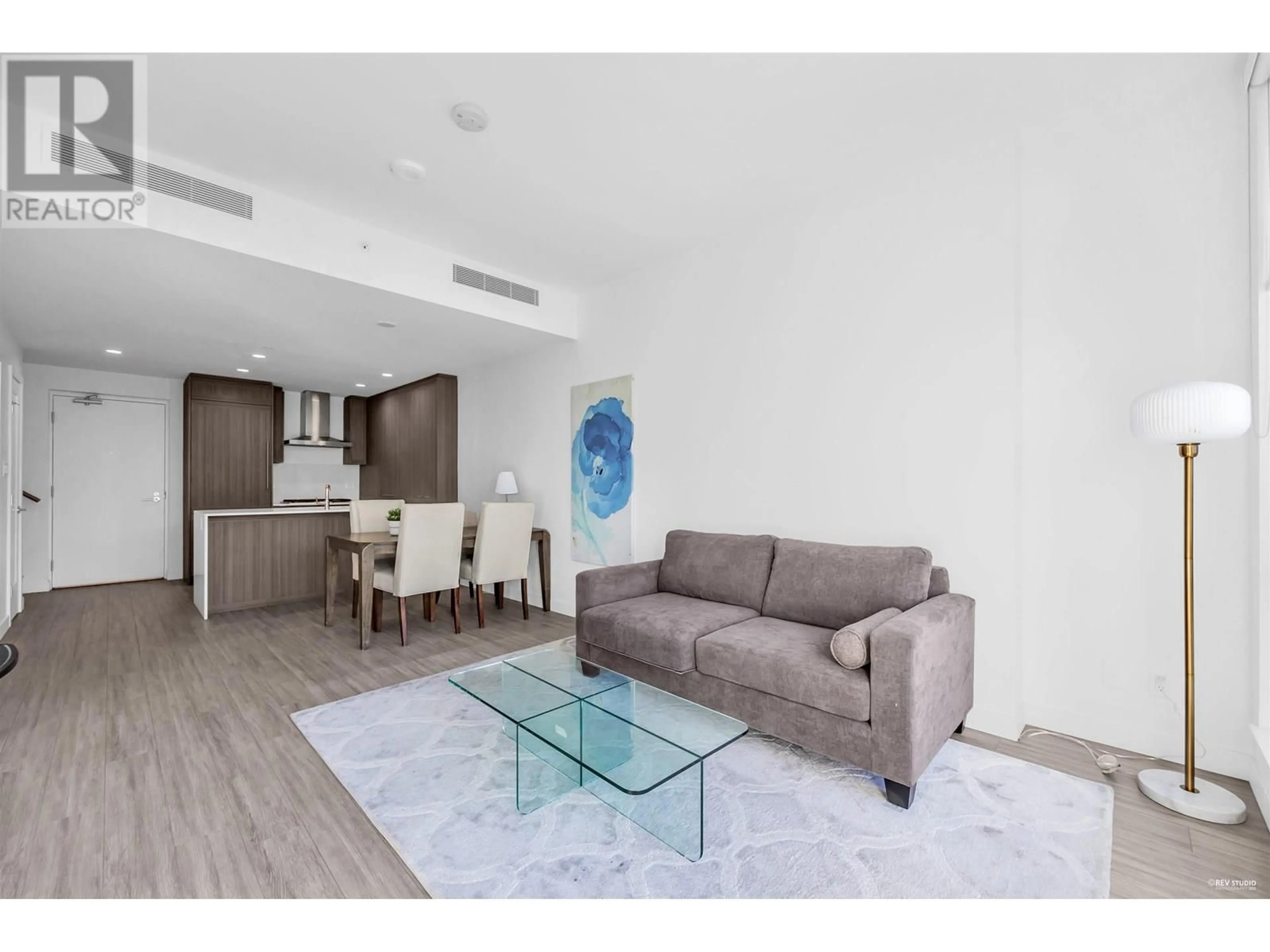 Living room with furniture, unknown for TH302 - 2351 BETA AVENUE, Burnaby British Columbia V5C0M2