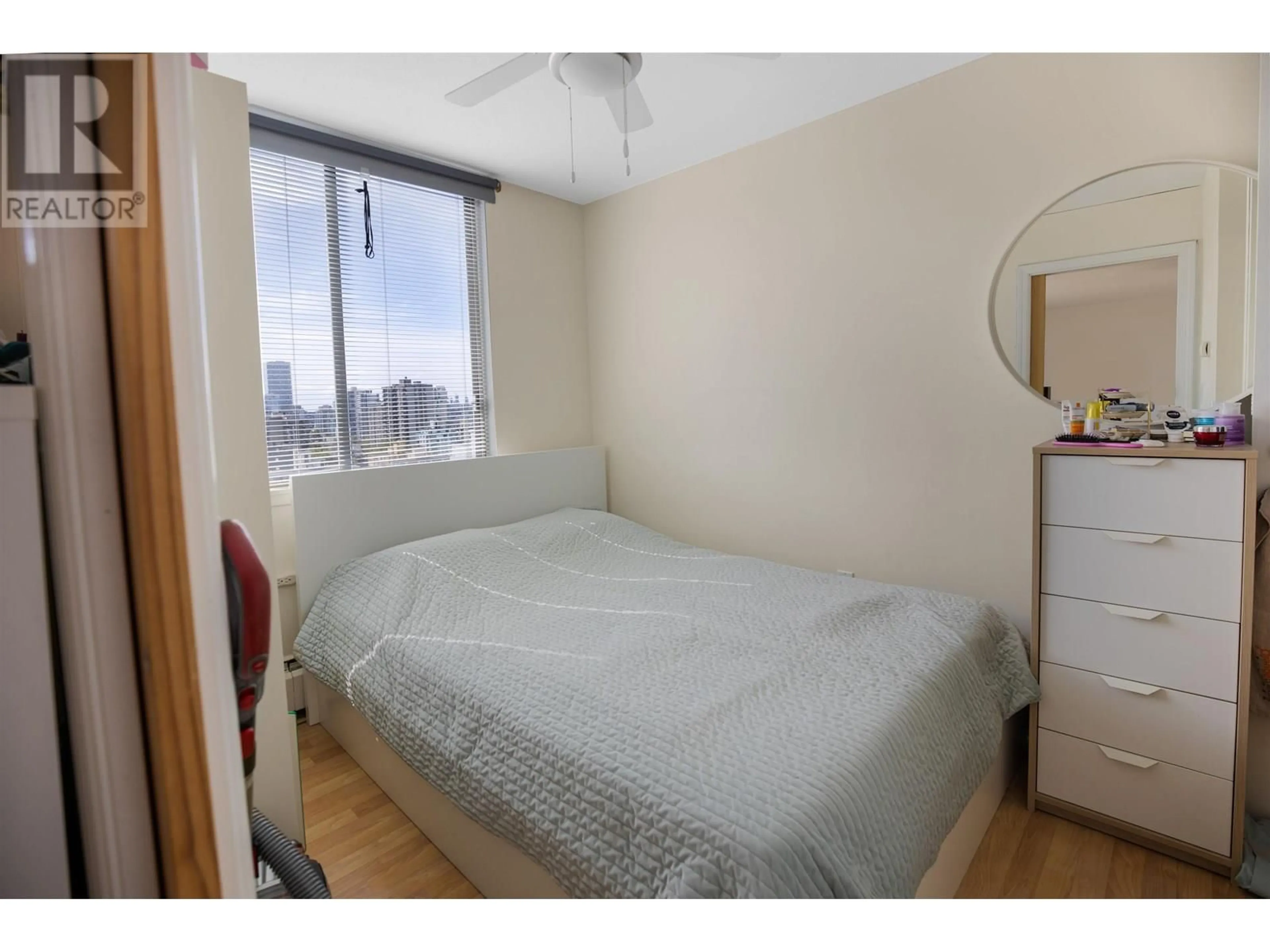Bedroom with bed, unknown for 1707 - 1251 CARDERO STREET, Vancouver British Columbia V6G2H9